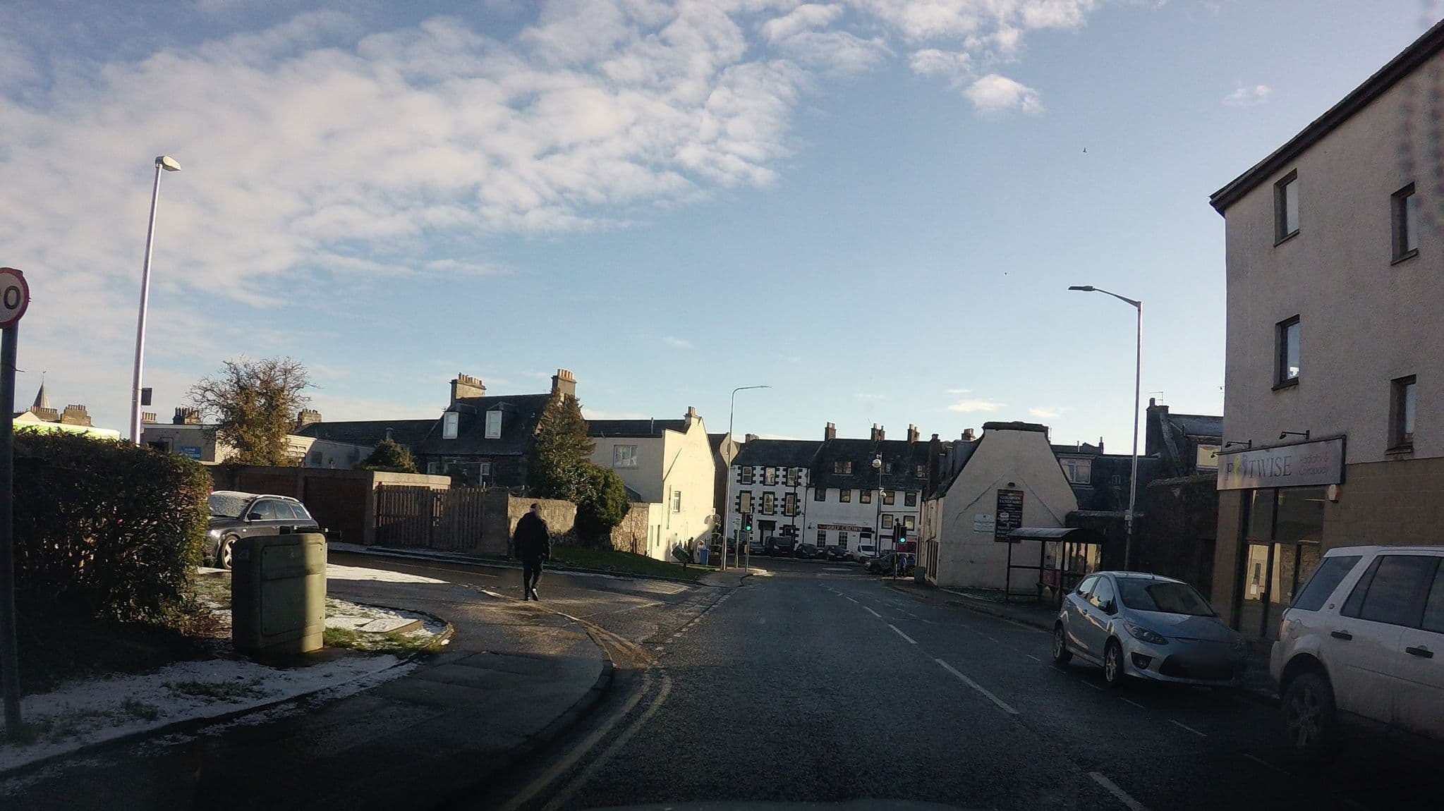 Street view near The Royal Hotel Inverkeithing, Inverkeithing — © hobgoblin (CC BY-SA · Mapillary)