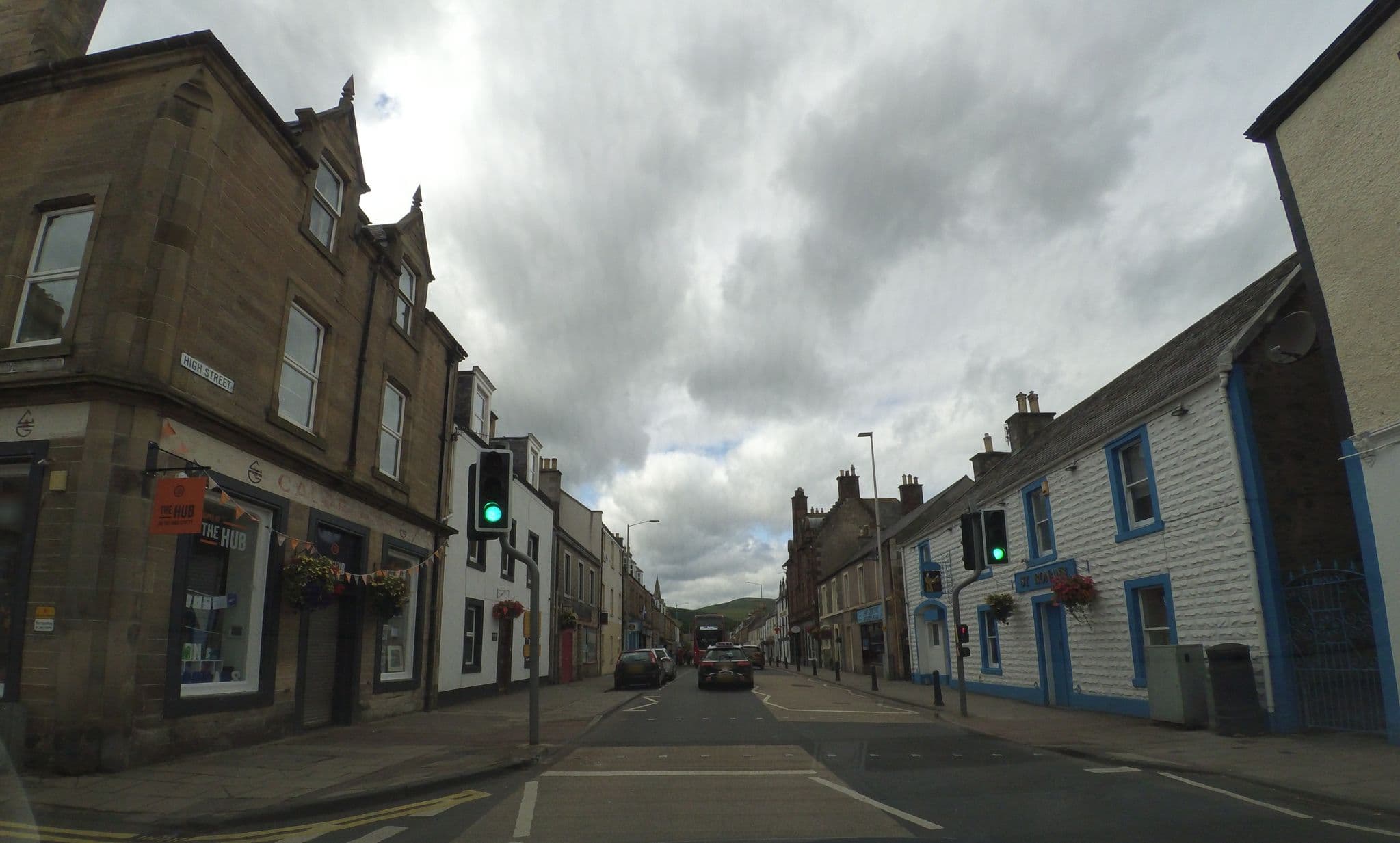 Street view near Corner House Hotel, Innerleithen — © fluffyduck (CC BY-SA · Mapillary)
