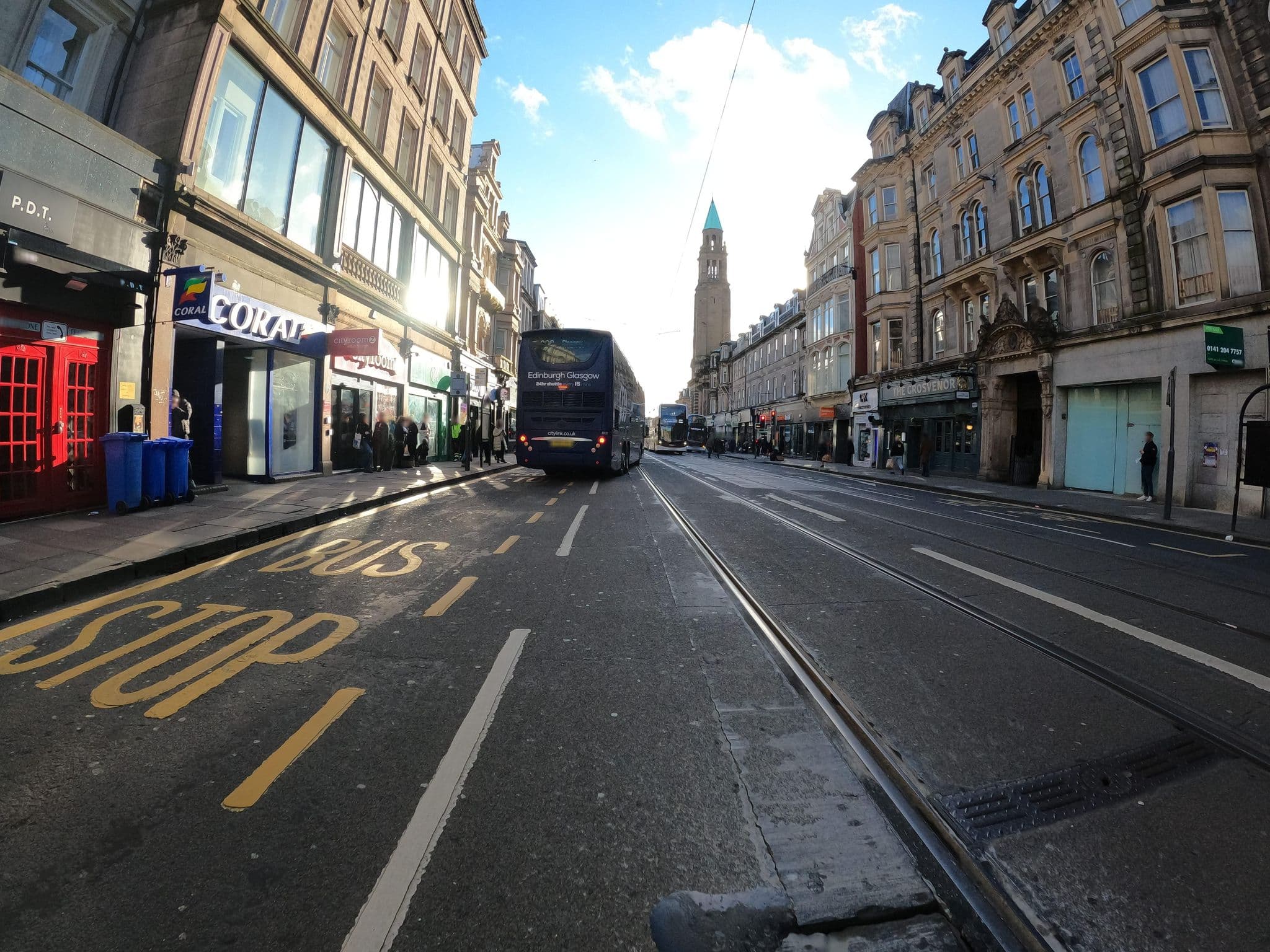 Street view near Travelodge, Edinburgh — © hobgoblin (CC BY-SA · Mapillary)