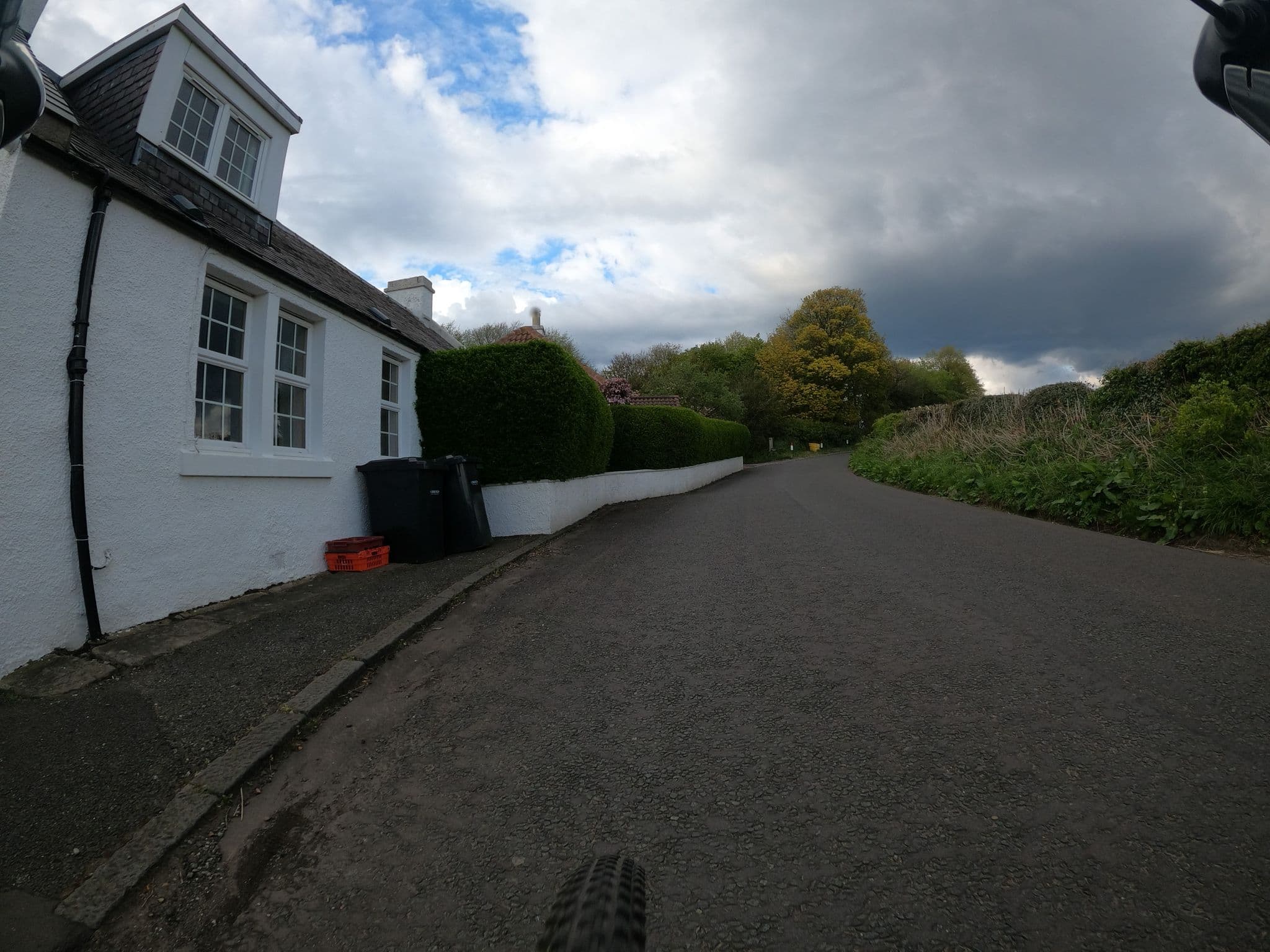 Street view near The WEE GEM Cottage Edinburgh, Ratho Station — © chris (CC BY-SA · Mapillary)