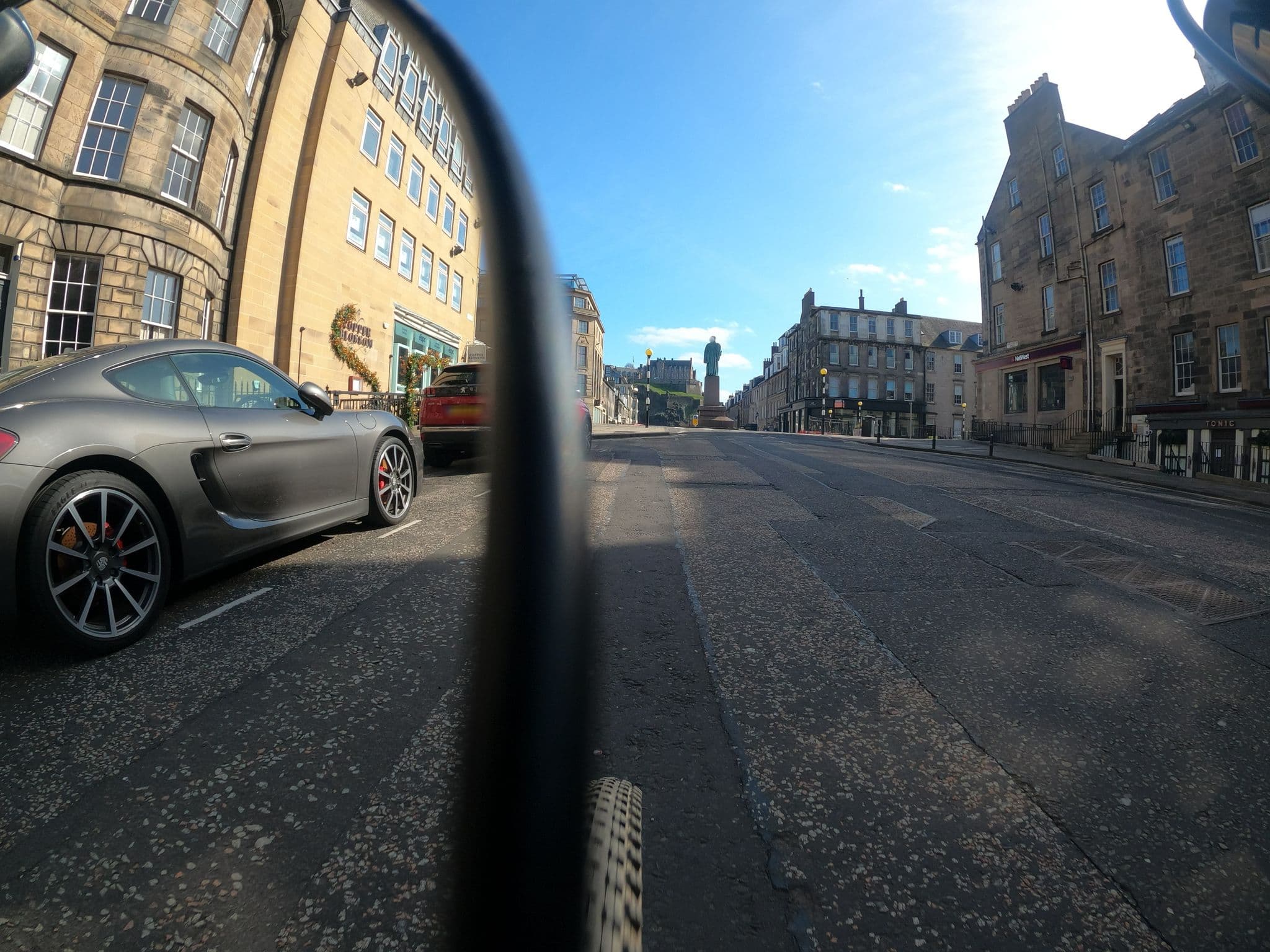 Street view near Four Hill Street Guesthouse, Edinburgh — © chris (CC BY-SA · Mapillary)