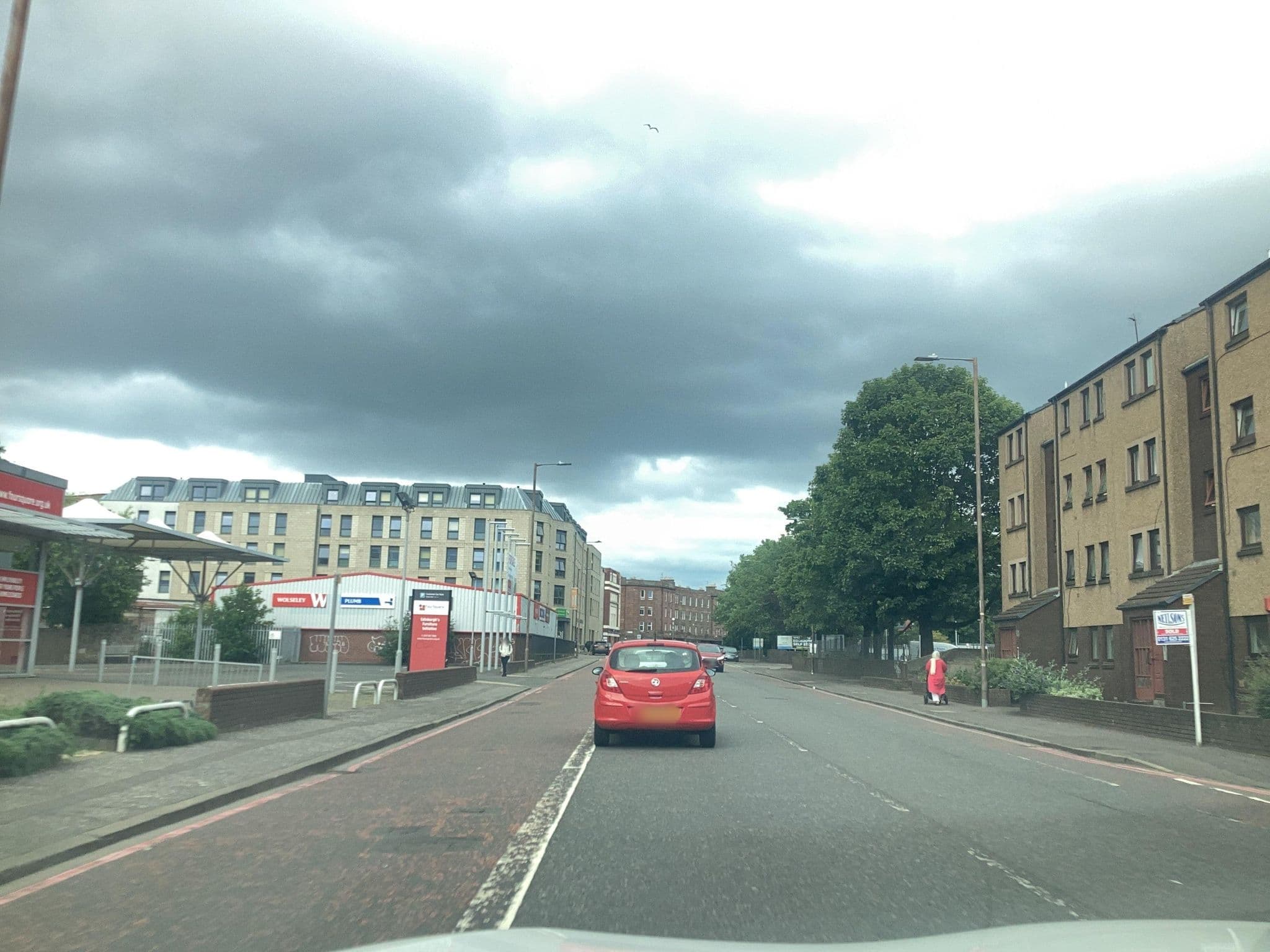 Street view near Containers Hostels, Colinton — © lucagm (CC BY-SA · Mapillary)