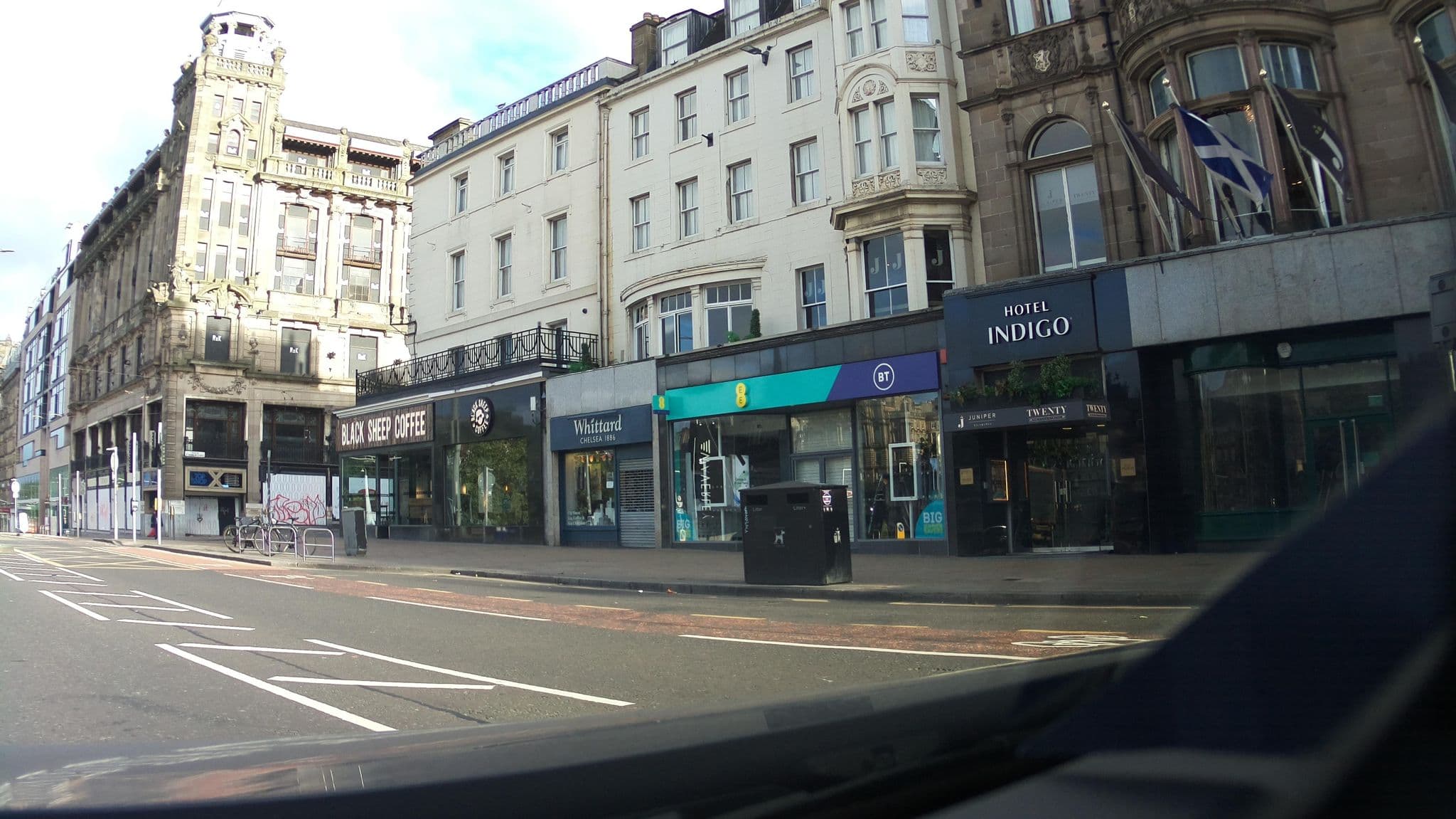 Street view near Hotel Indigo Edinburgh - Princes Street, Edinburgh — © southglos (CC BY-SA · Mapillary)