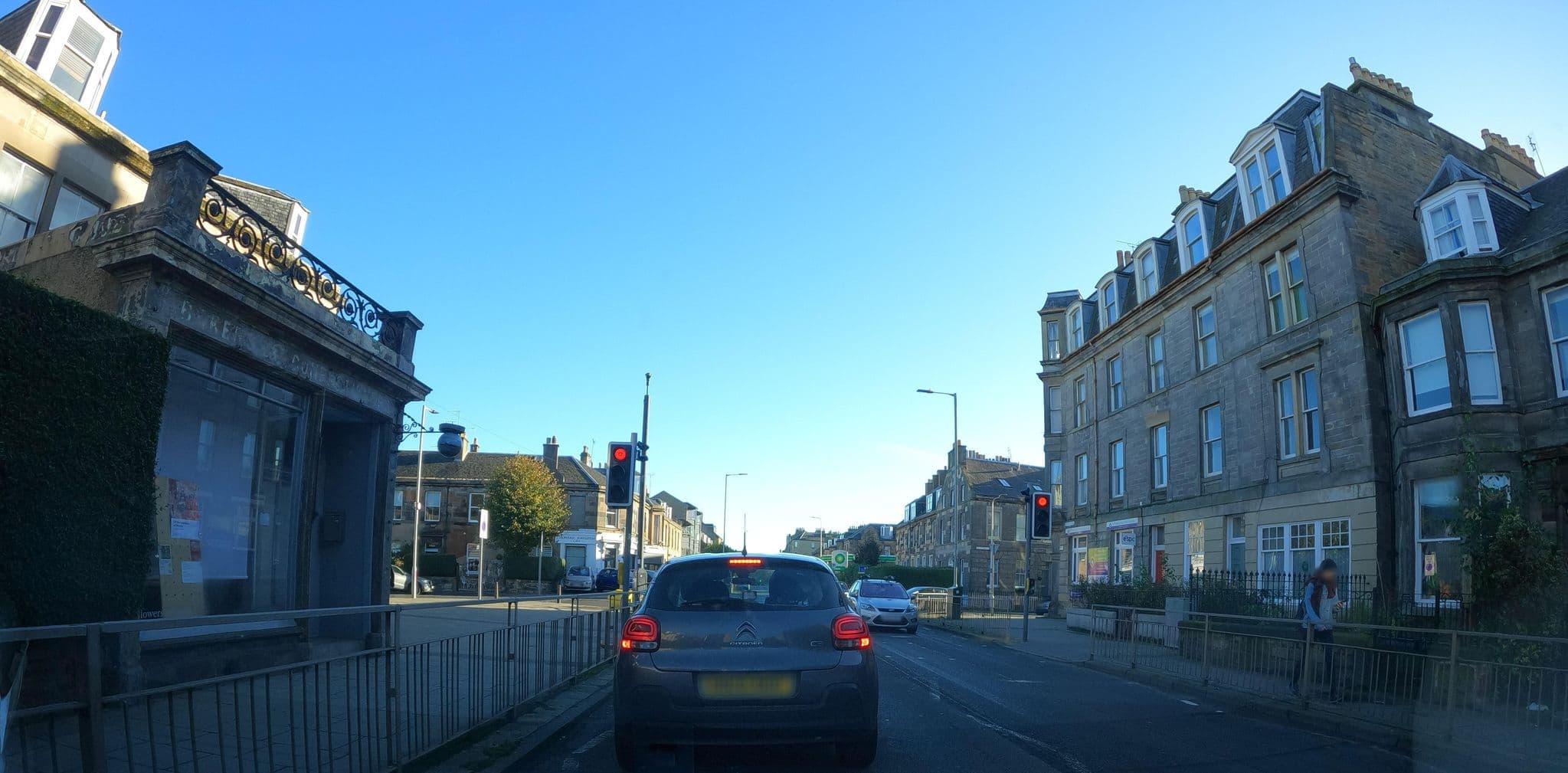 Street view near Swan Lake Guesthouse, Edinburgh — © hobgoblin (CC BY-SA · Mapillary)