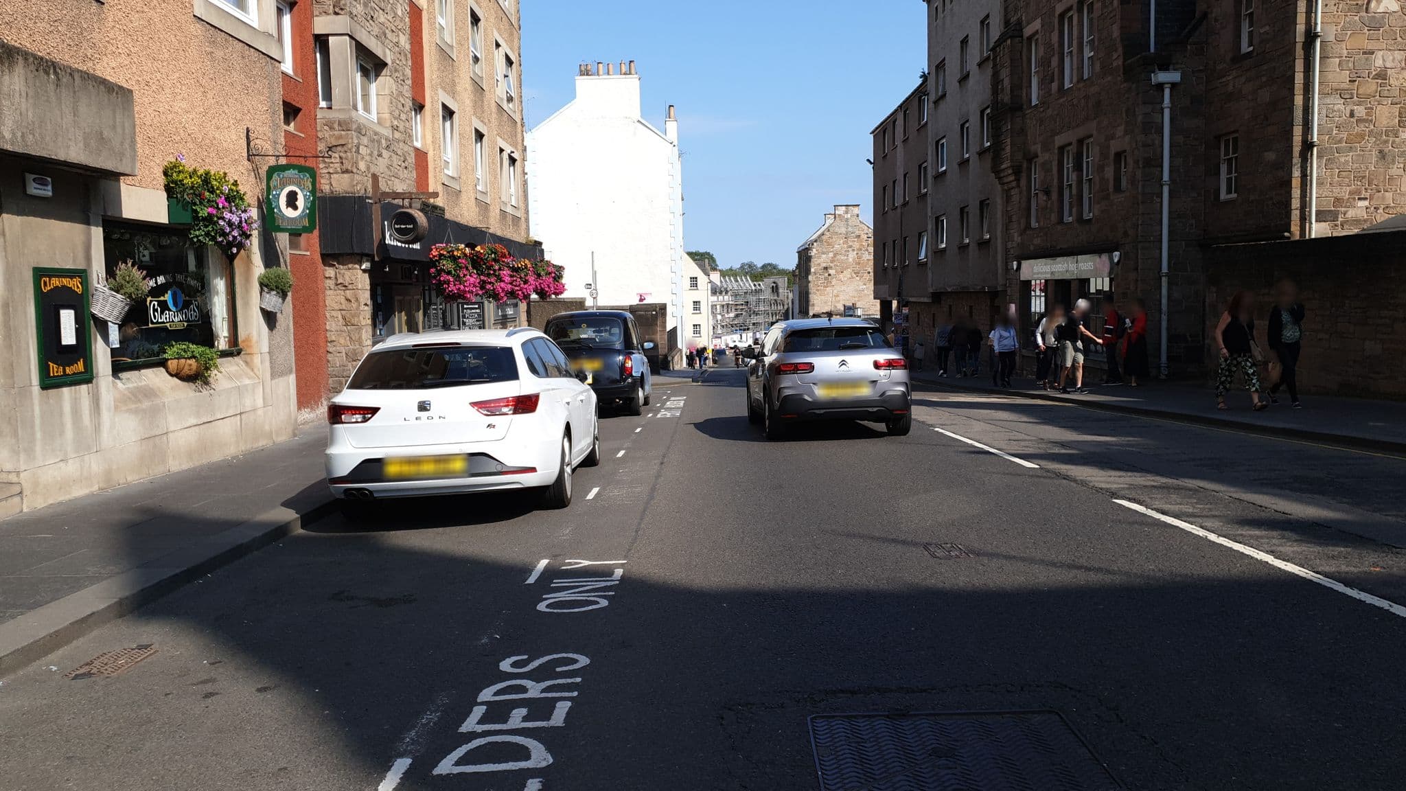 Street view near Brown's Close Apartment, Edinburgh — © jamesks (CC BY-SA · Mapillary)