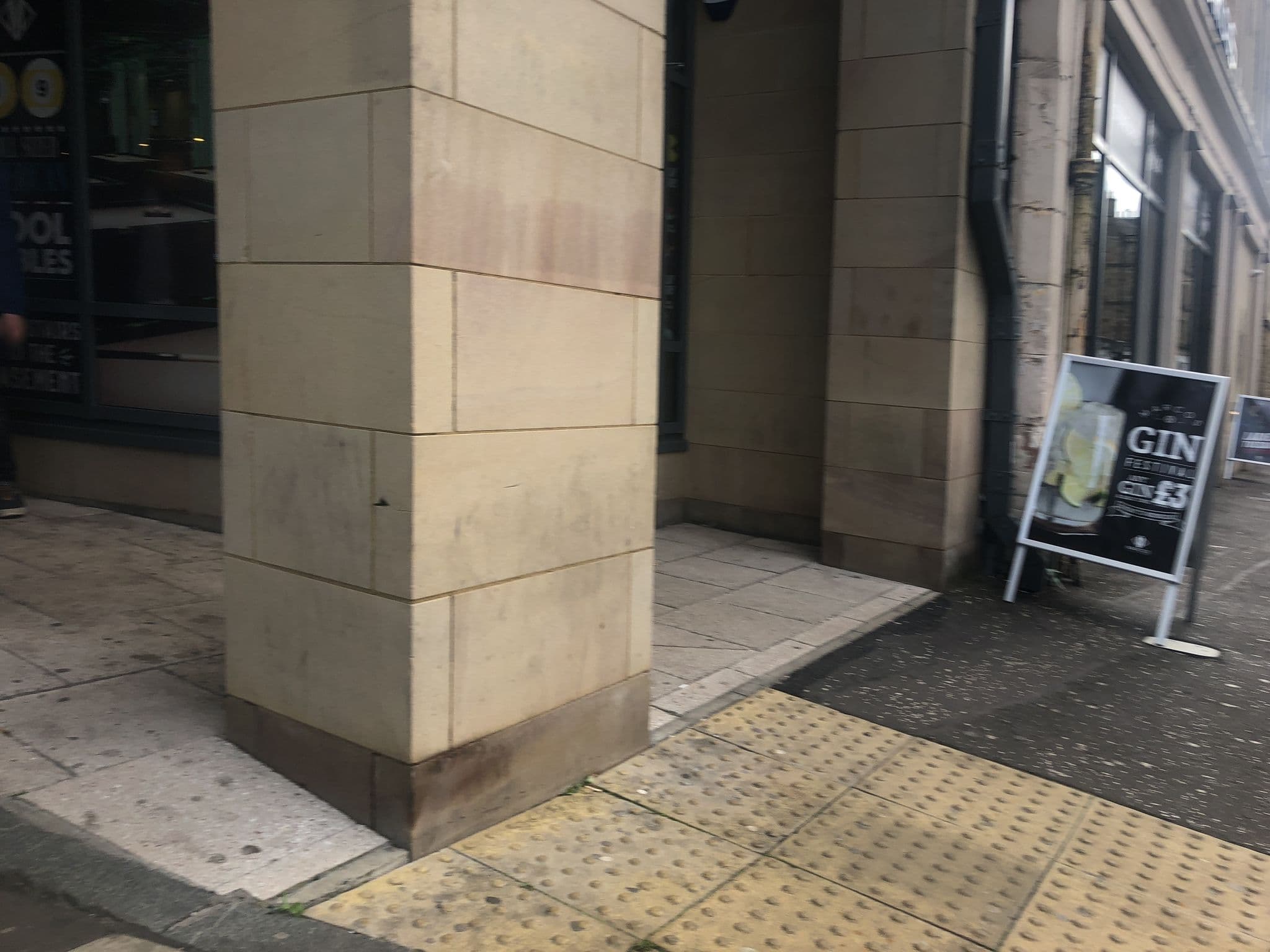 Street view near CityLivein, Edinburgh — © drnoble (CC BY-SA · Mapillary)