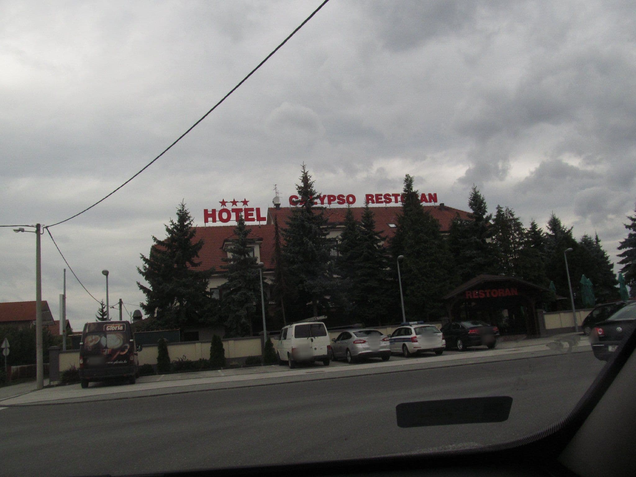 Street view near Hotel Calypso, Lučko — © utvonalfelmeresek (CC BY-SA · Mapillary)