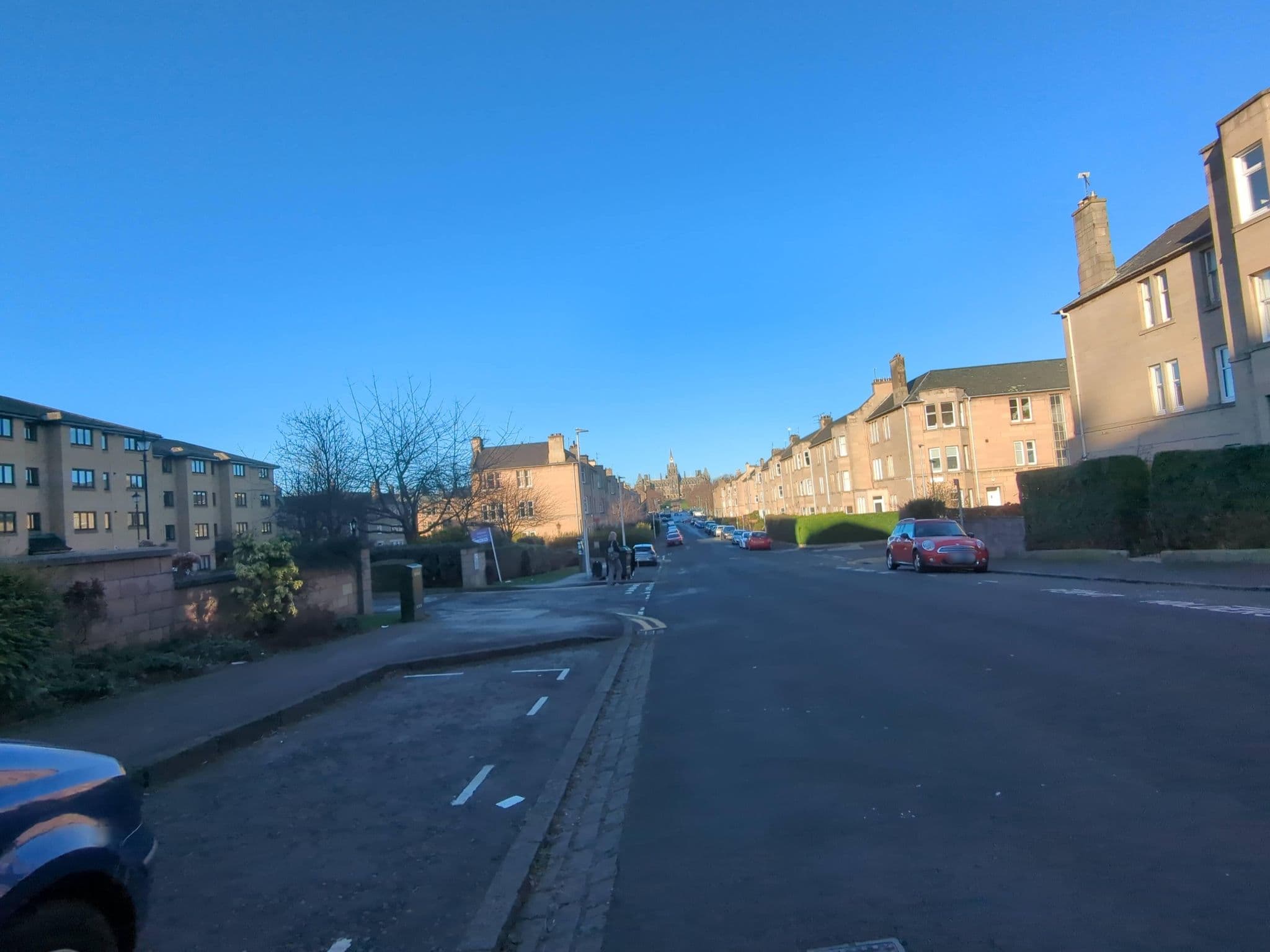 Street view near West End Apartments, Edinburgh — © ccbb7766 (CC BY-SA · Mapillary)