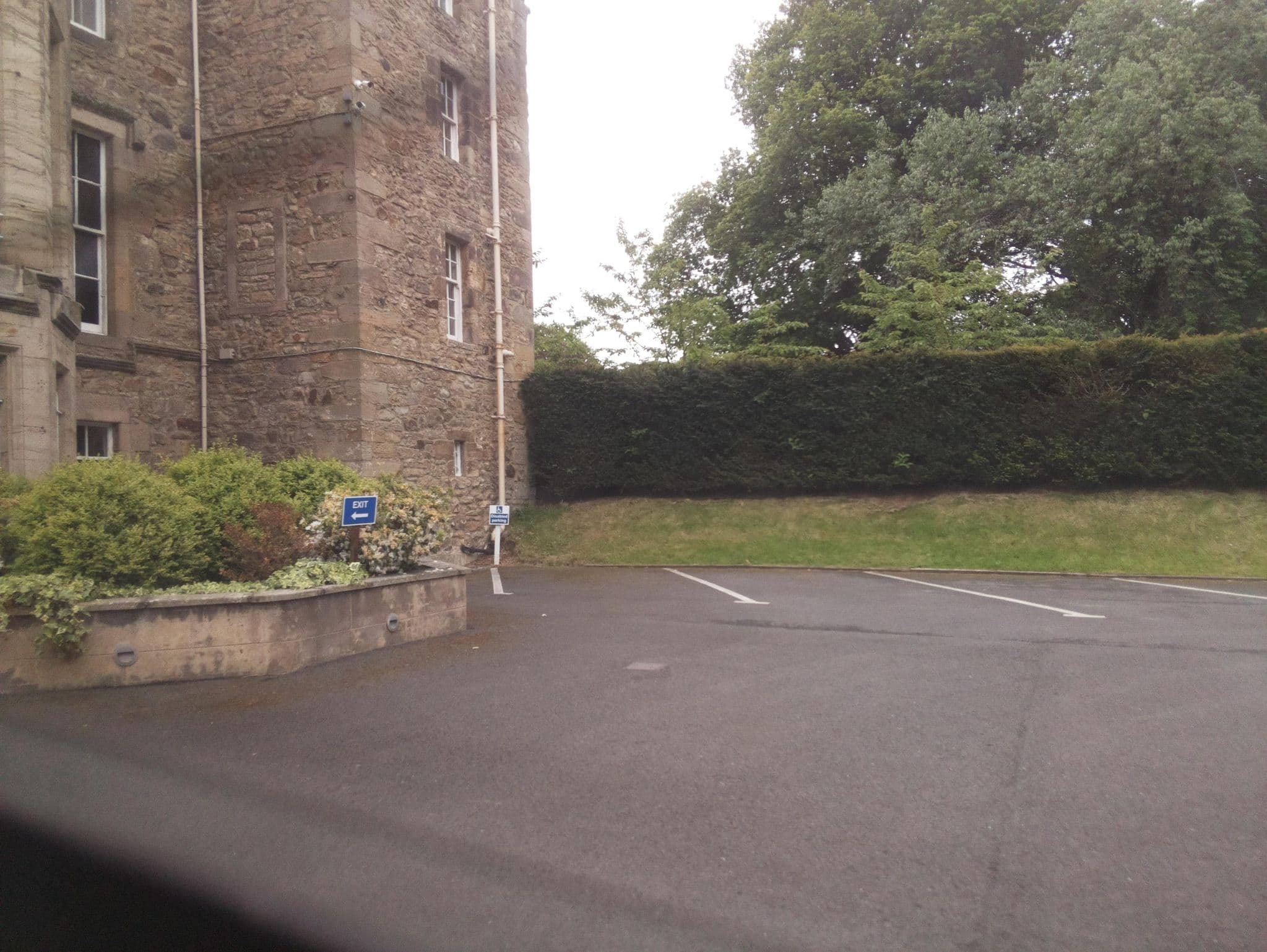 Street view near Edinburgh Lodges, Whitecraig — © southglos (CC BY-SA · Mapillary)