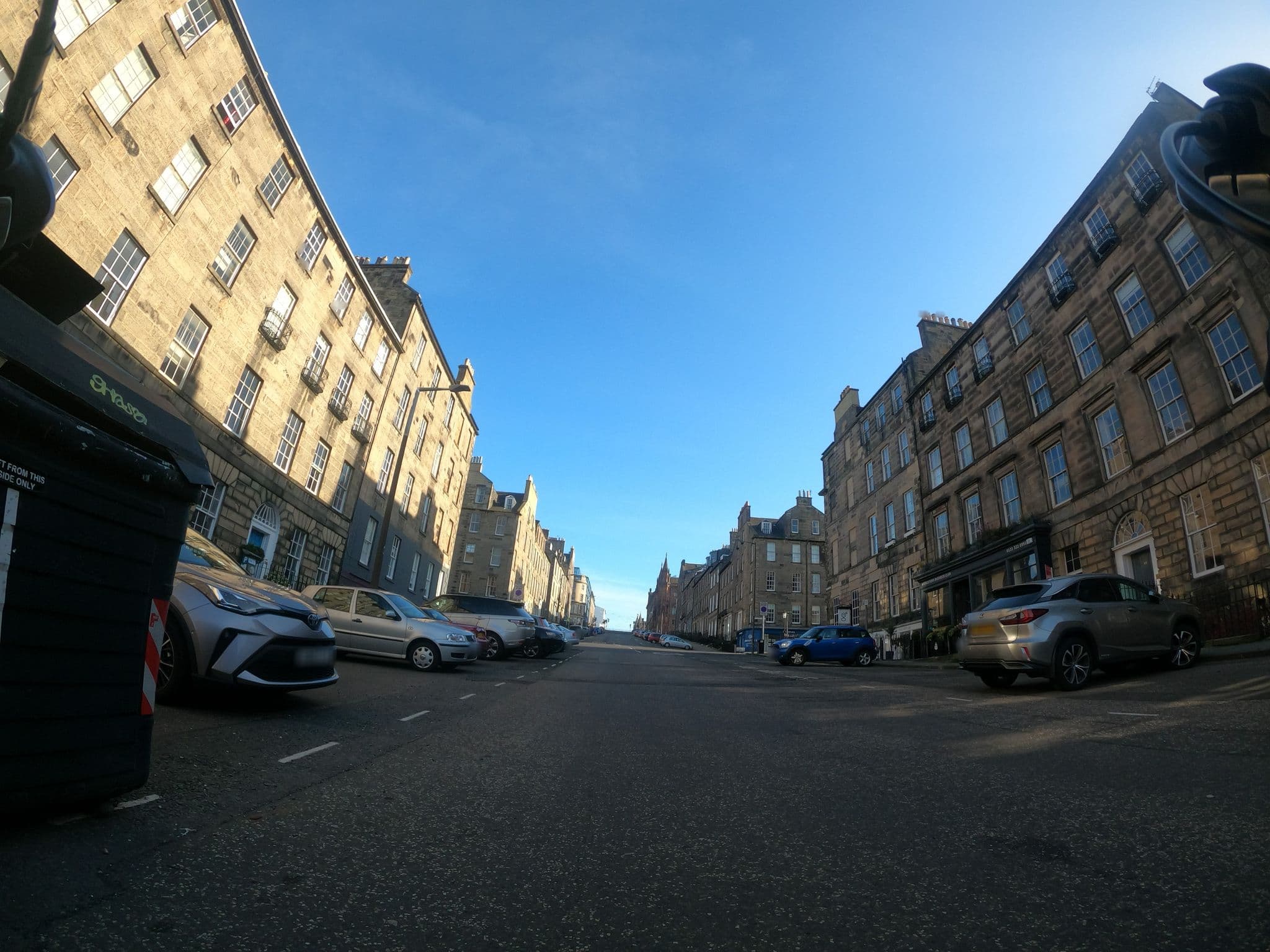 Street view near Dublin Street - Greatbase, Edinburgh — © chris (CC BY-SA · Mapillary)