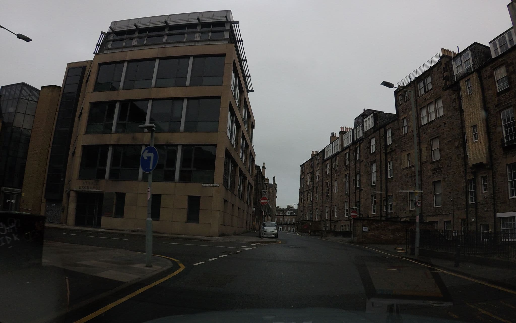 Street view near The Edinburgh Address, Edinburgh — © hobgoblin (CC BY-SA · Mapillary)