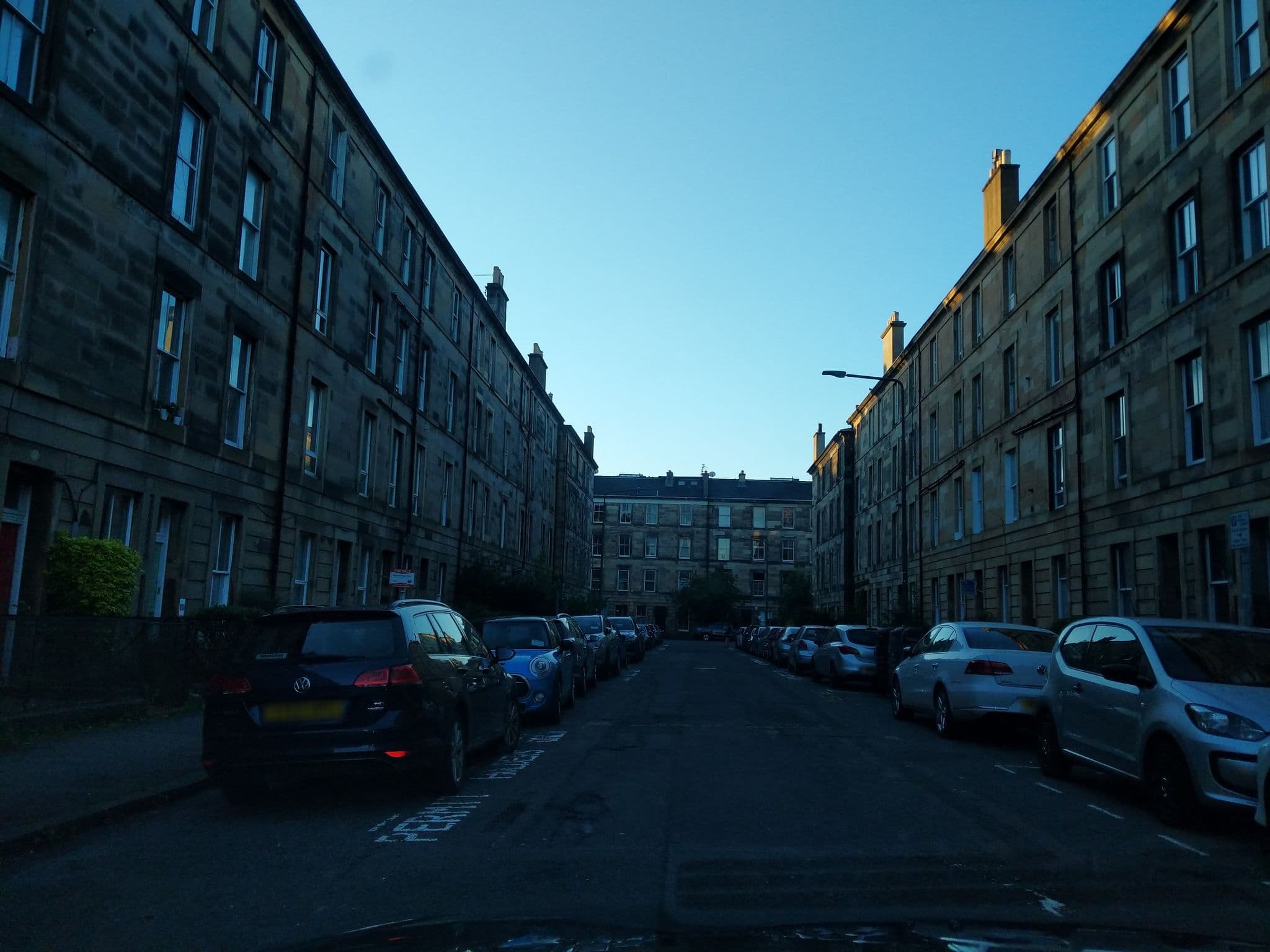 Street view near Oxford Residence, Edinburgh — © ccbb7766 (CC BY-SA · Mapillary)