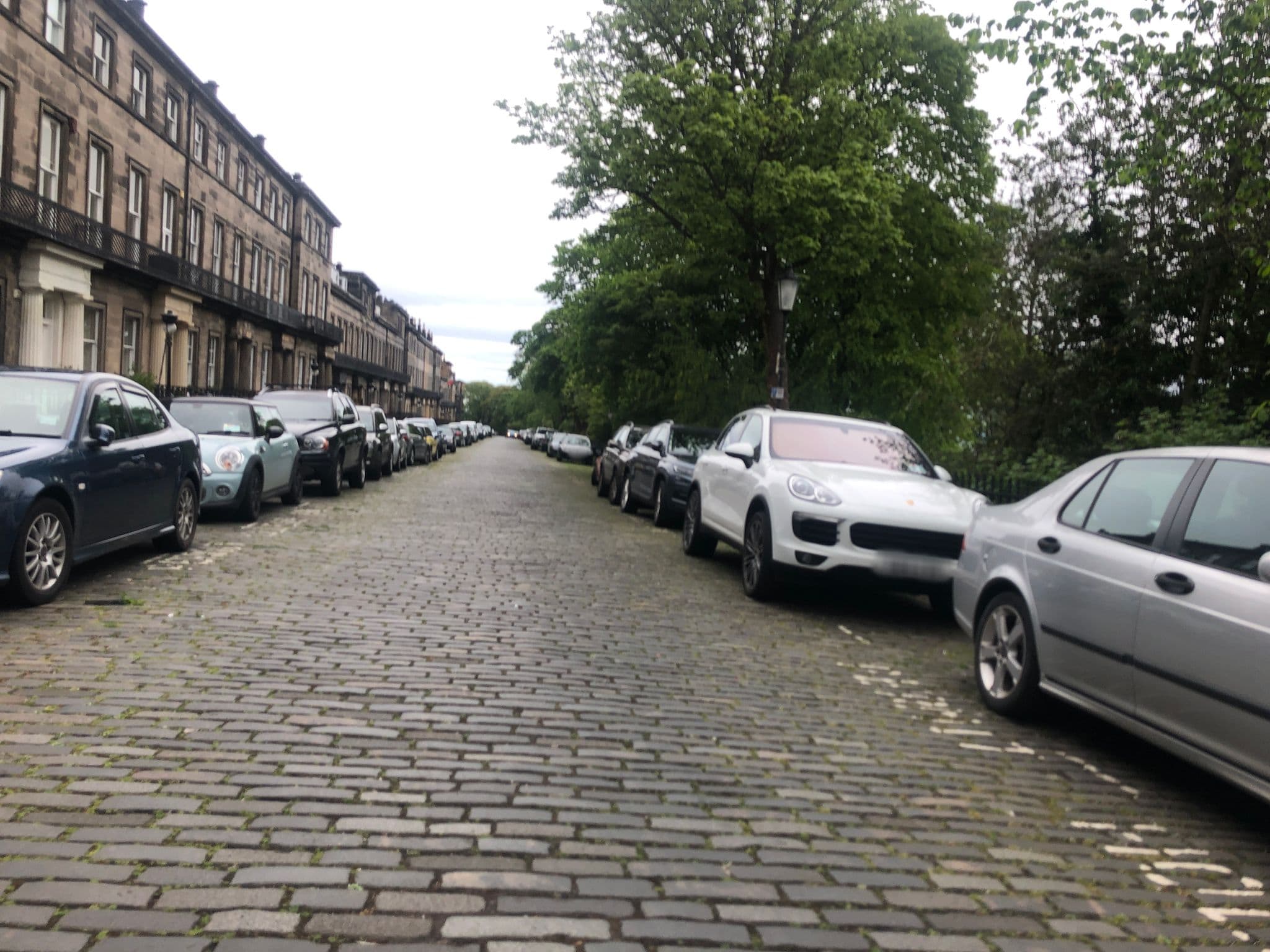 Street view near Edinburgh Holiday Accommodation, Edinburgh — © drnoble (CC BY-SA · Mapillary)