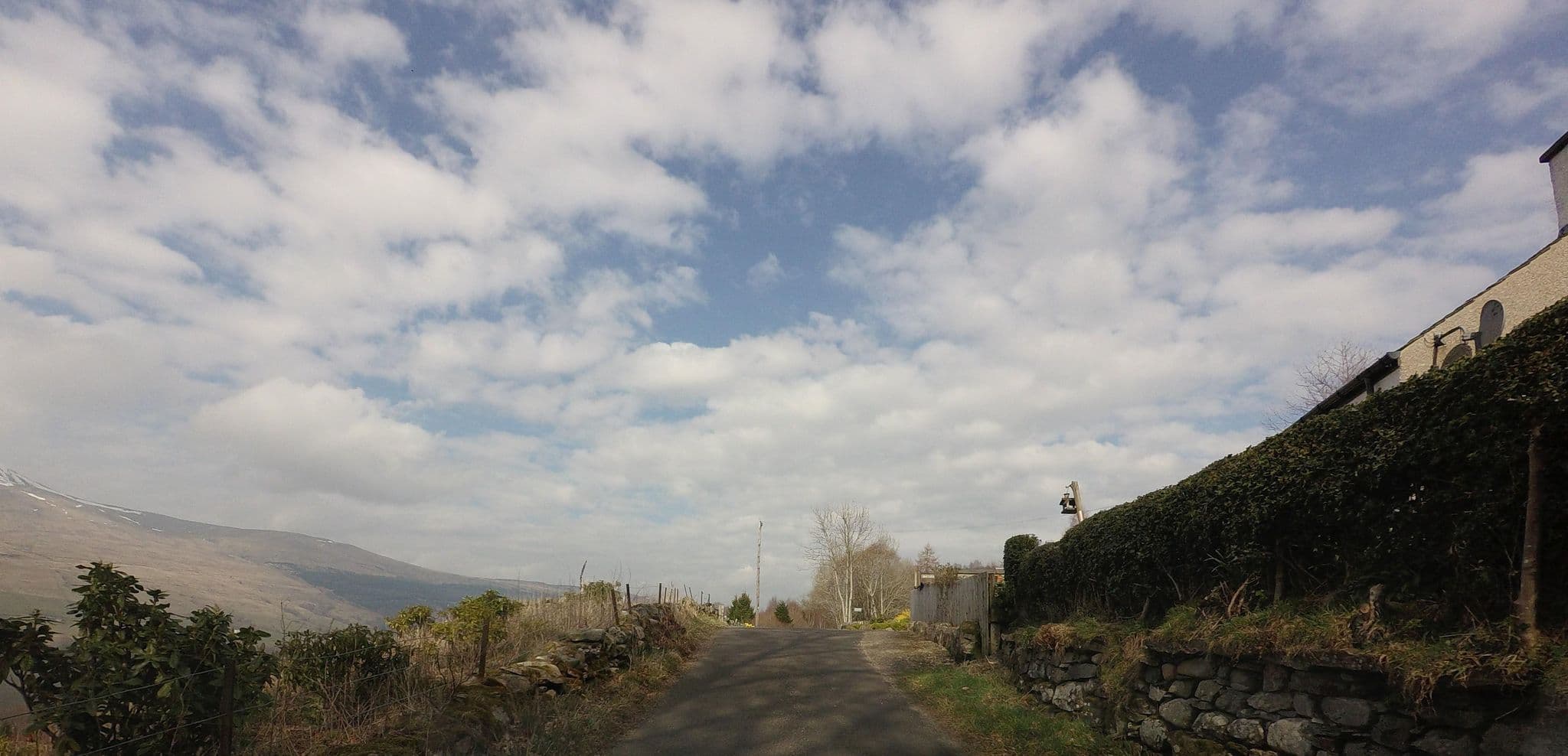 Street view near Bracken Lodges, Aberfeldy — © hobgoblin (CC BY-SA · Mapillary)