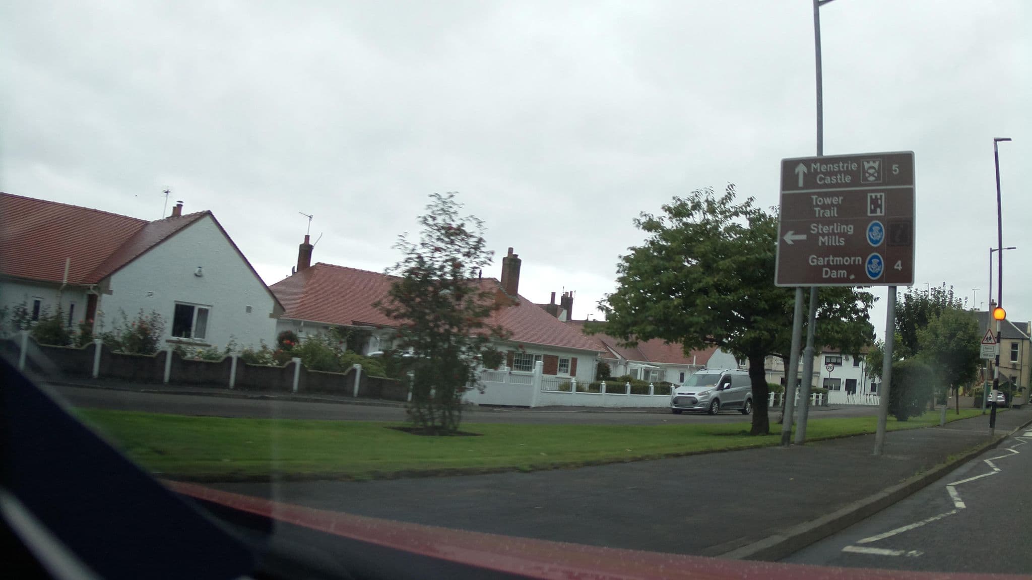 Street view near Westbourne House, Tillicoultry — © southglos (CC BY-SA · Mapillary)