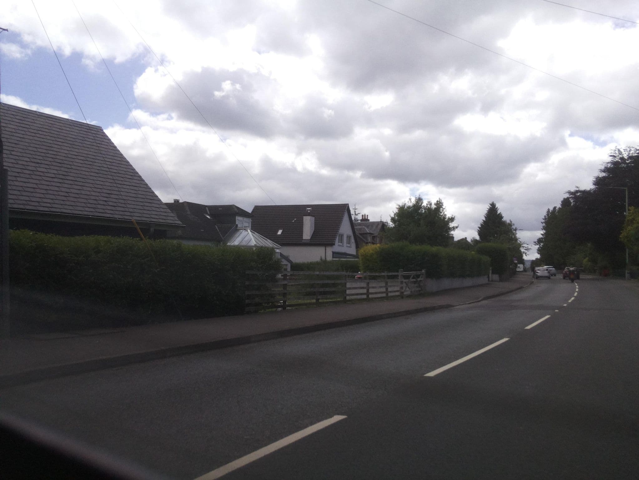 Street view near Arduthie House, Crieff — © southglos (CC BY-SA · Mapillary)