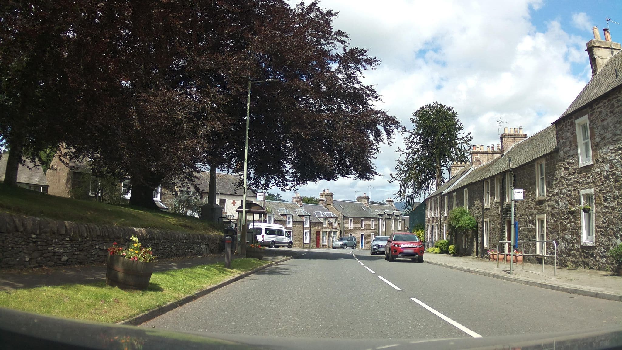 Street view near Gowanlea B&B, Crieff — © southglos (CC BY-SA · Mapillary)