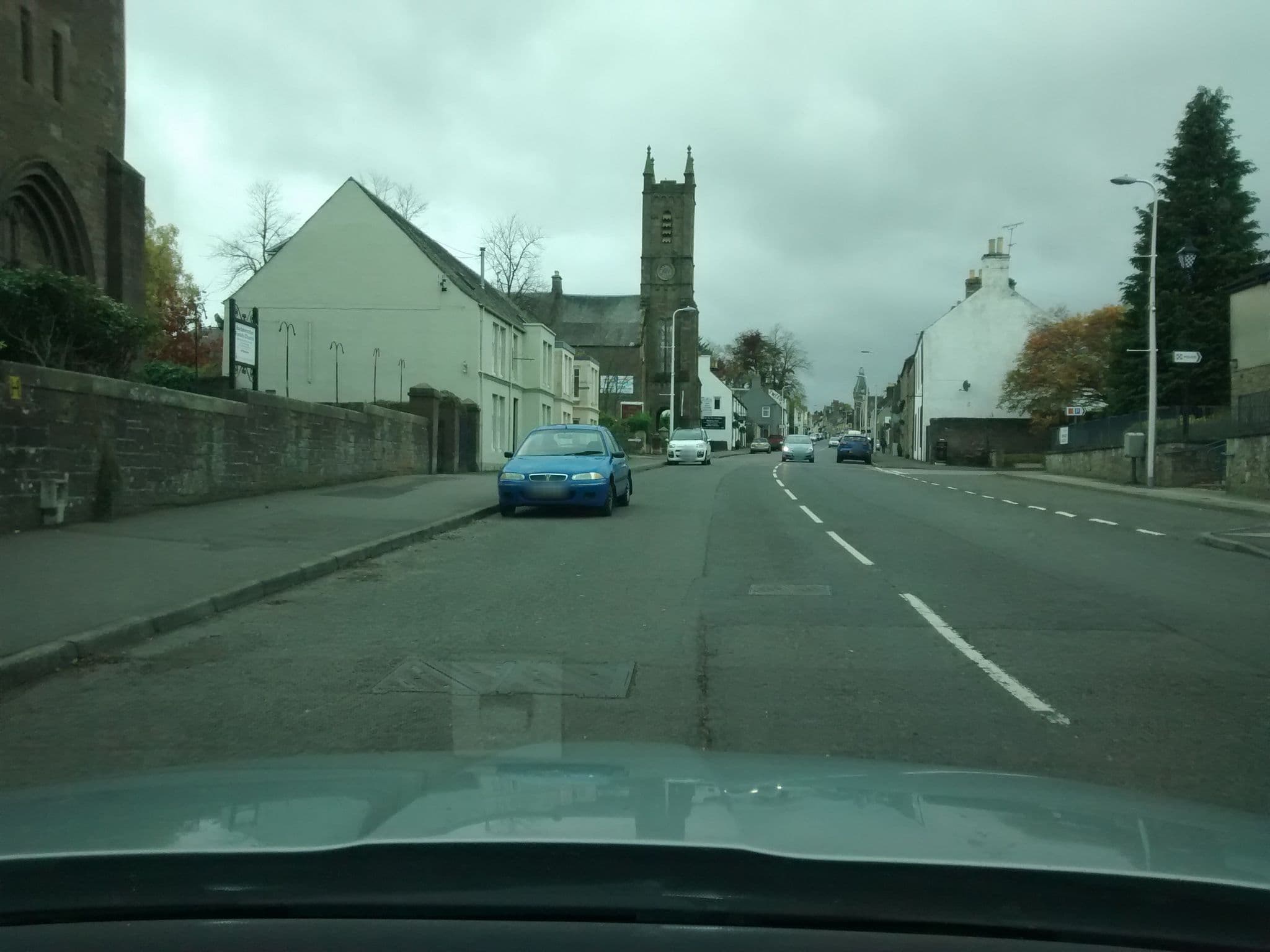 Street view near Duchally House Hotel, Auchterarder — © hobgoblin (CC BY-SA · Mapillary)