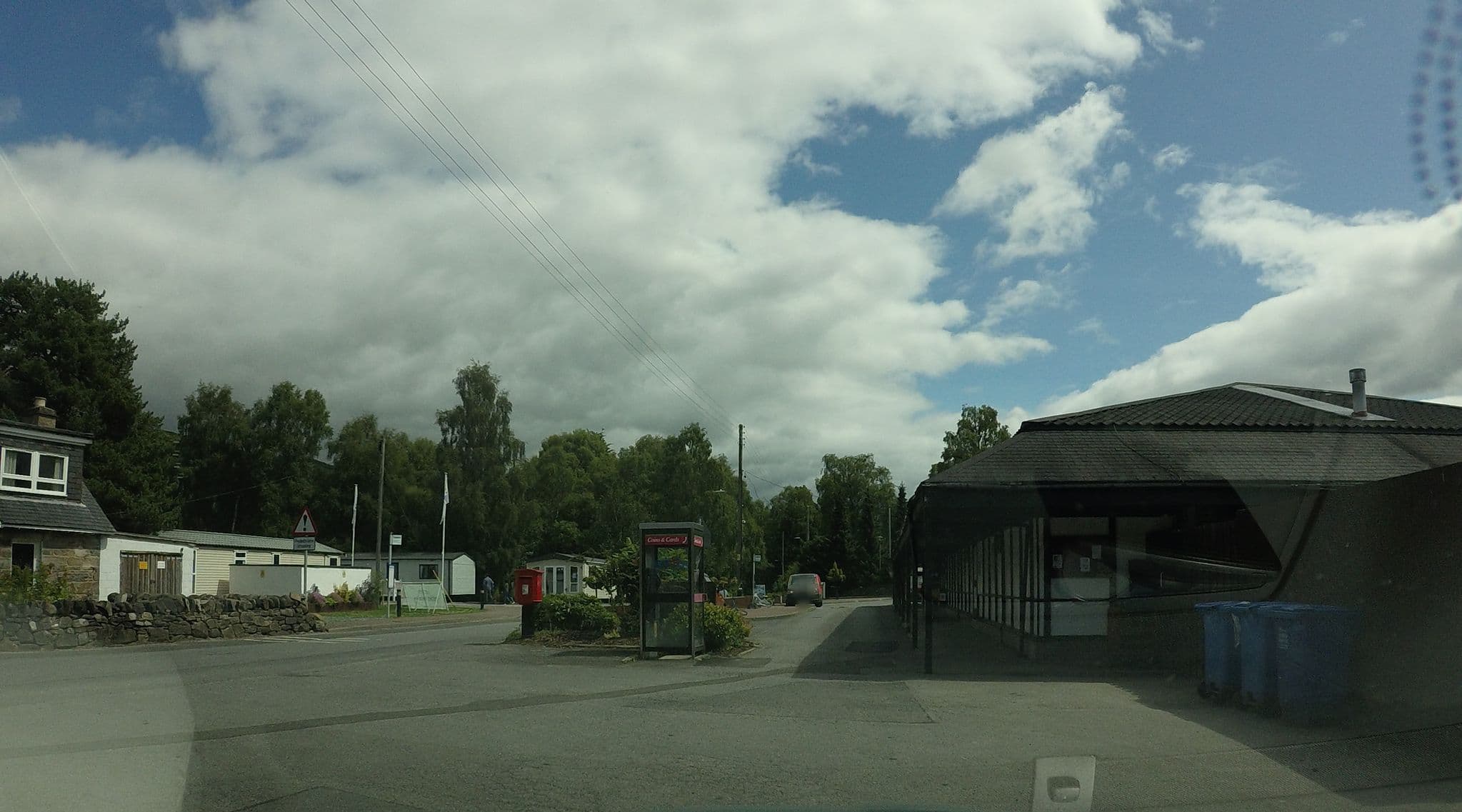 Street view near Morcant Holiday Caravan Tummel Valley, Aberfeldy — © hobgoblin (CC BY-SA · Mapillary)