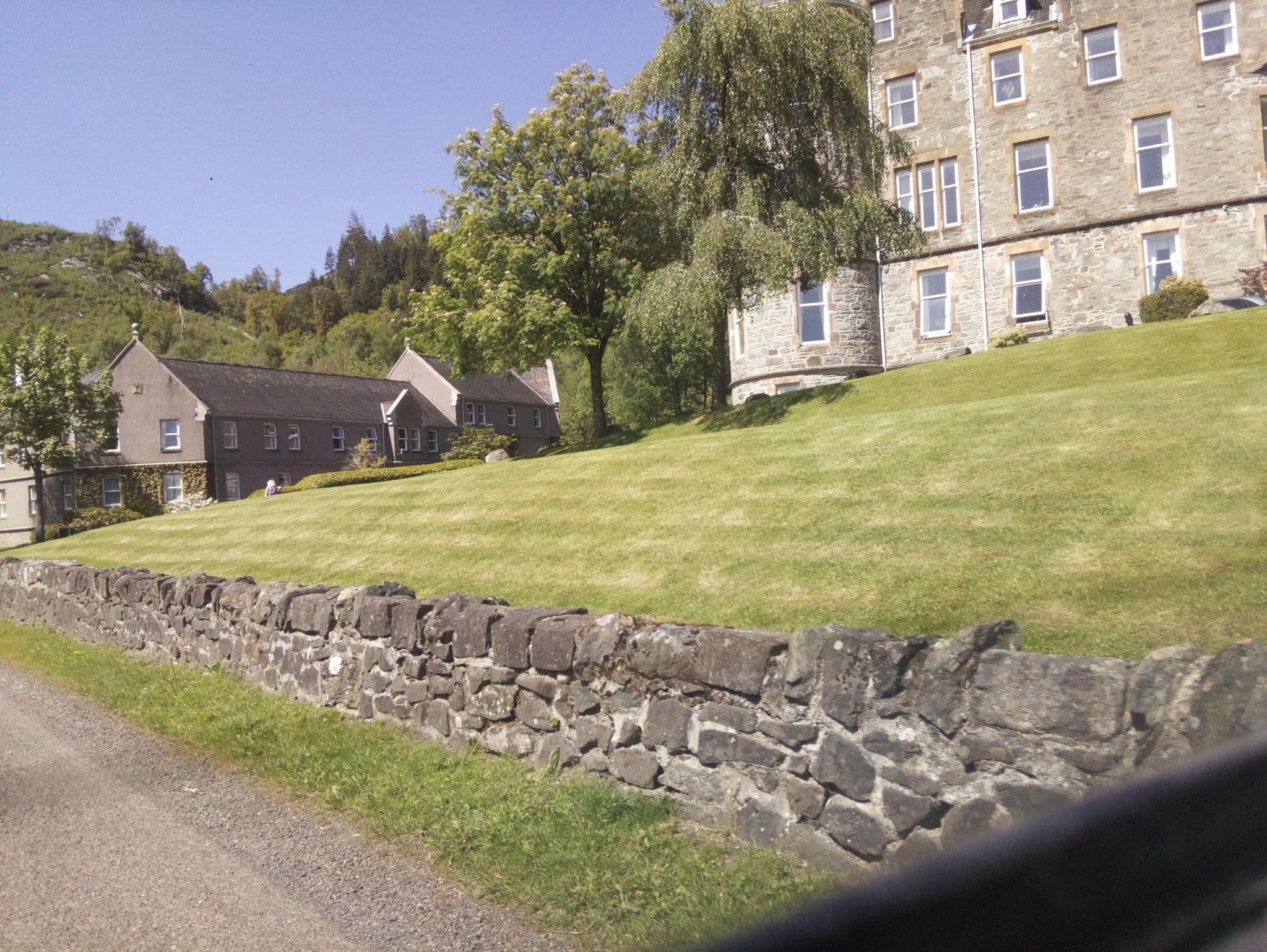 Street view near H P B, Callander — © southglos (CC BY-SA · Mapillary)