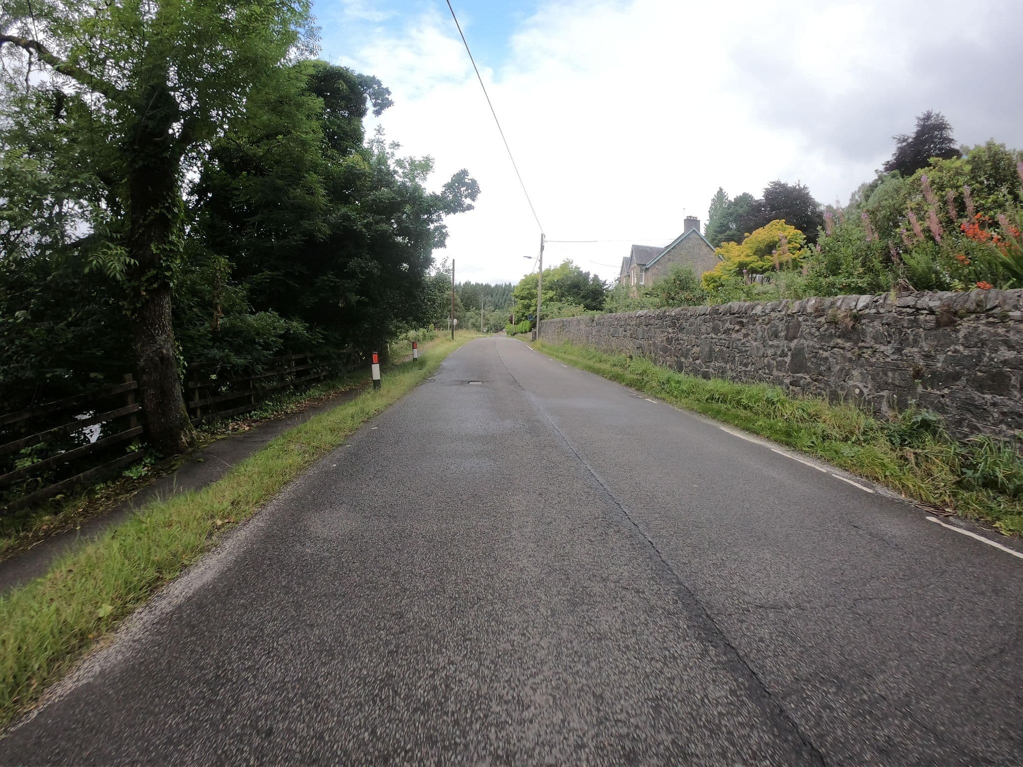 Street view near The Hayloft, Balfron — © joostjakob (CC BY-SA · Mapillary)