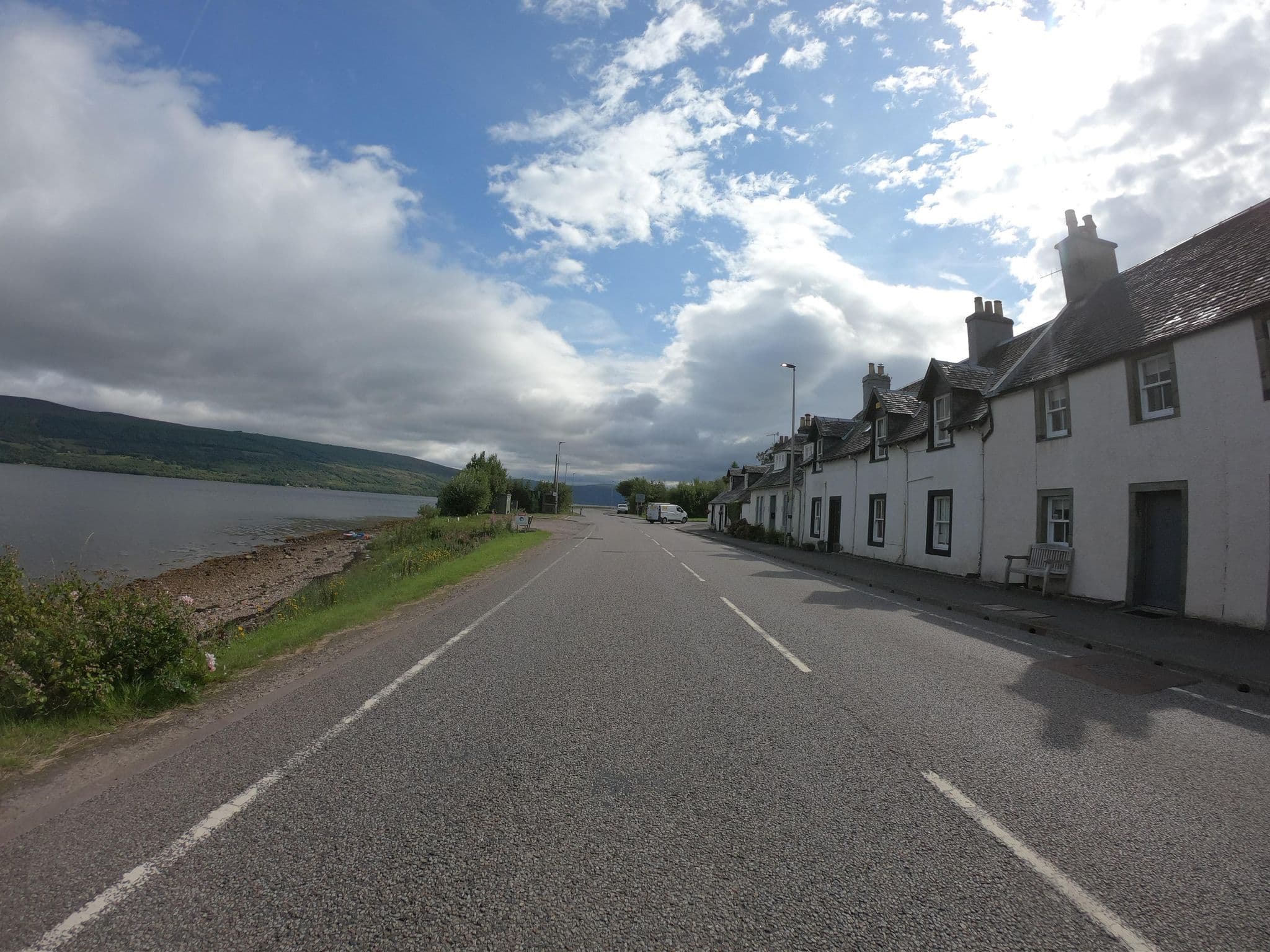 Street view near Newton Cottage South, Garelochhead — © joostjakob (CC BY-SA · Mapillary)