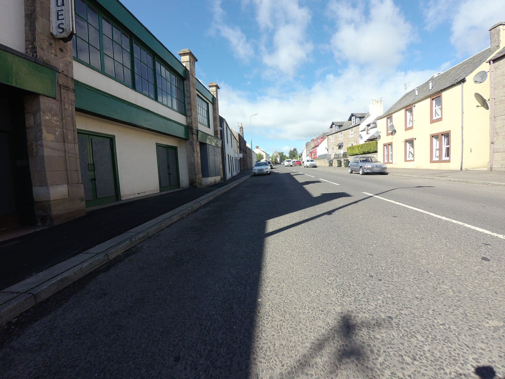 Street view near Basset Cottage B&B, Auchterarder — © hobgoblin (CC BY-SA · Mapillary)