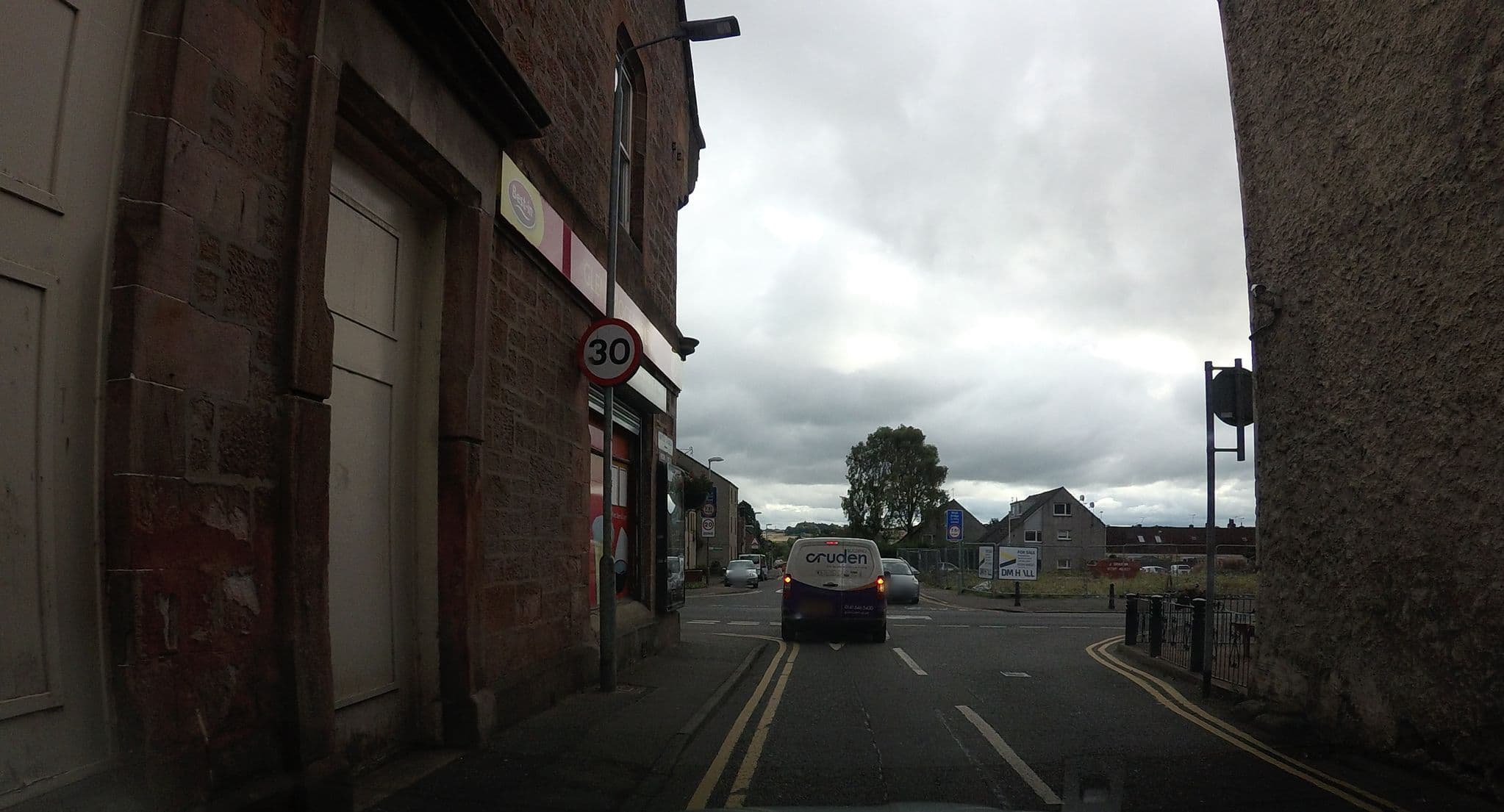 Street view near The Johnstone Arms Hotel, Alva — © hobgoblin (CC BY-SA · Mapillary)