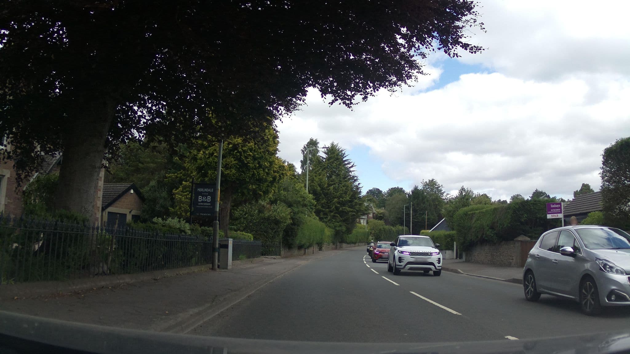 Street view near Merlindale B&B, Crieff — © southglos (CC BY-SA · Mapillary)