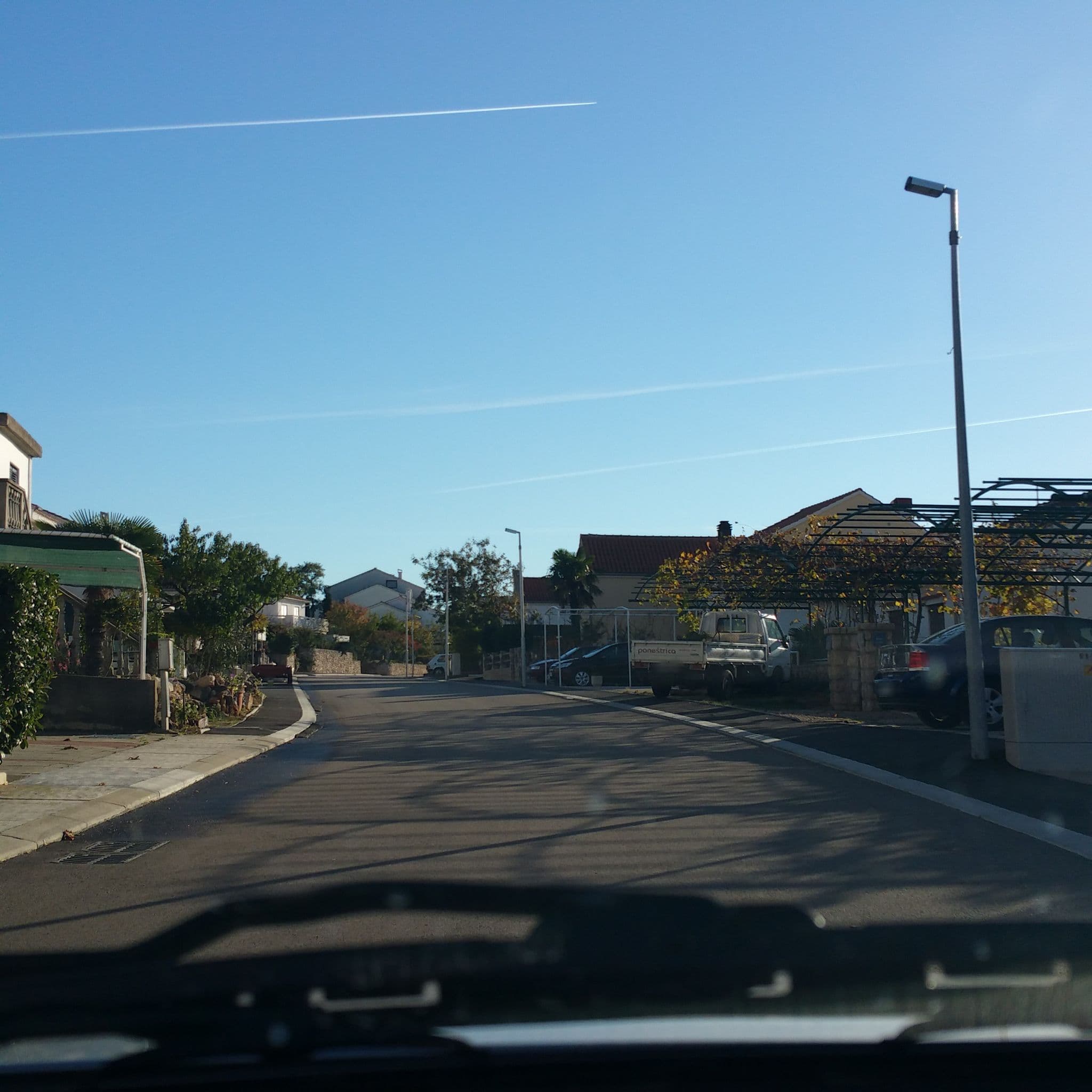 Street view near Apartments Hanka, Njivice — © kalle385 (CC BY-SA · Mapillary)