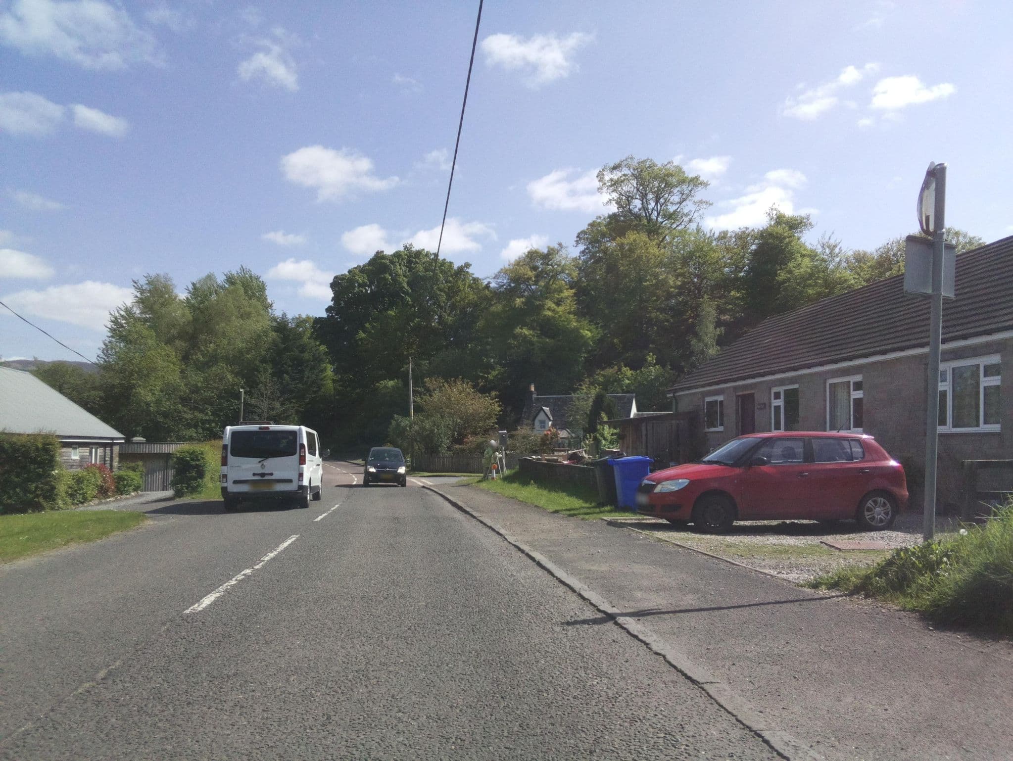 Street view near Garth Cottage, Comrie — © southglos (CC BY-SA · Mapillary)