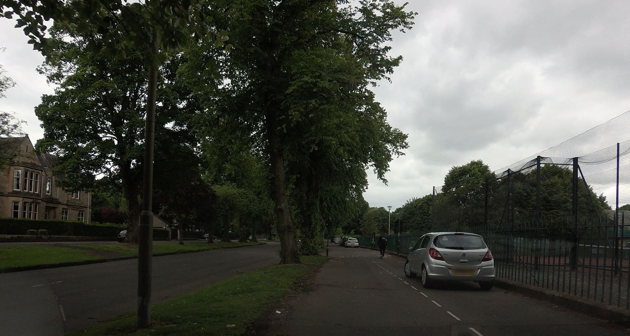 Street view near Park Lodge Country House Hotel, Stirling — © hobgoblin (CC BY-SA · Mapillary)