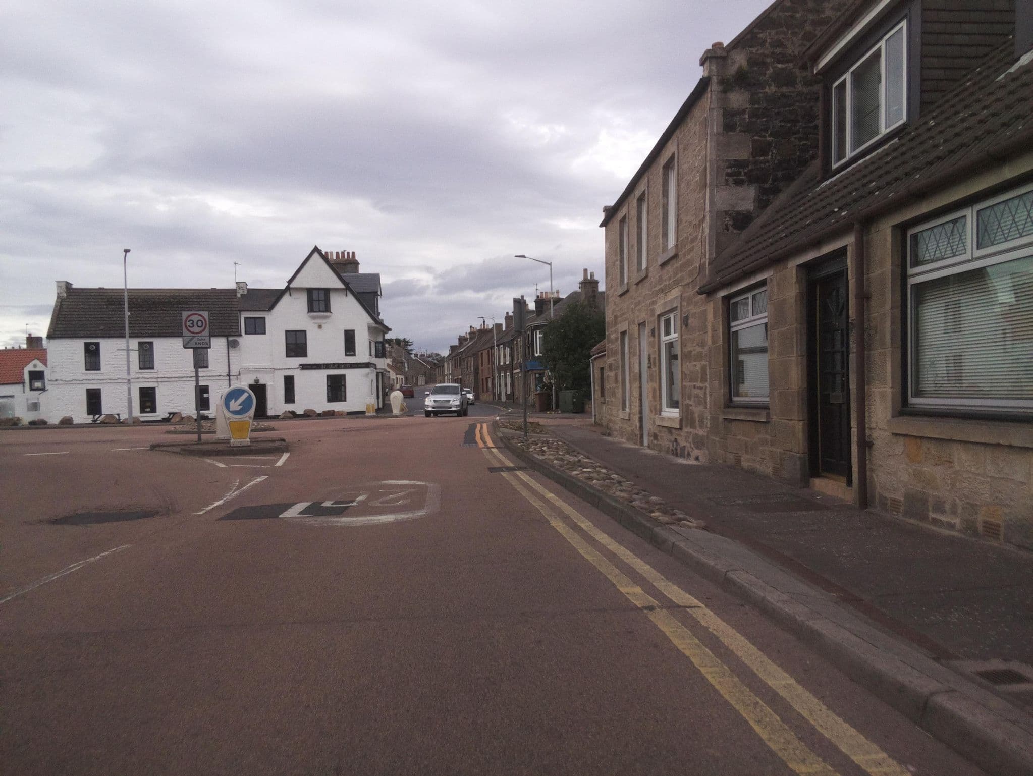 Street view near Vicarsford Lodge Guest House, Leuchars — © southglos (CC BY-SA · Mapillary)