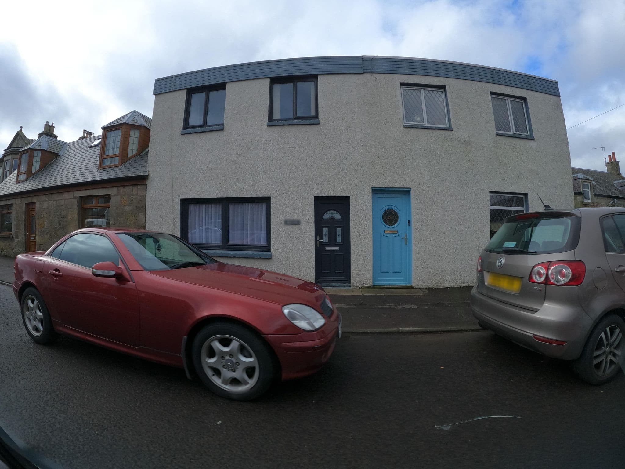 Street view near Burnbank, Kinross — © hobgoblin (CC BY-SA · Mapillary)