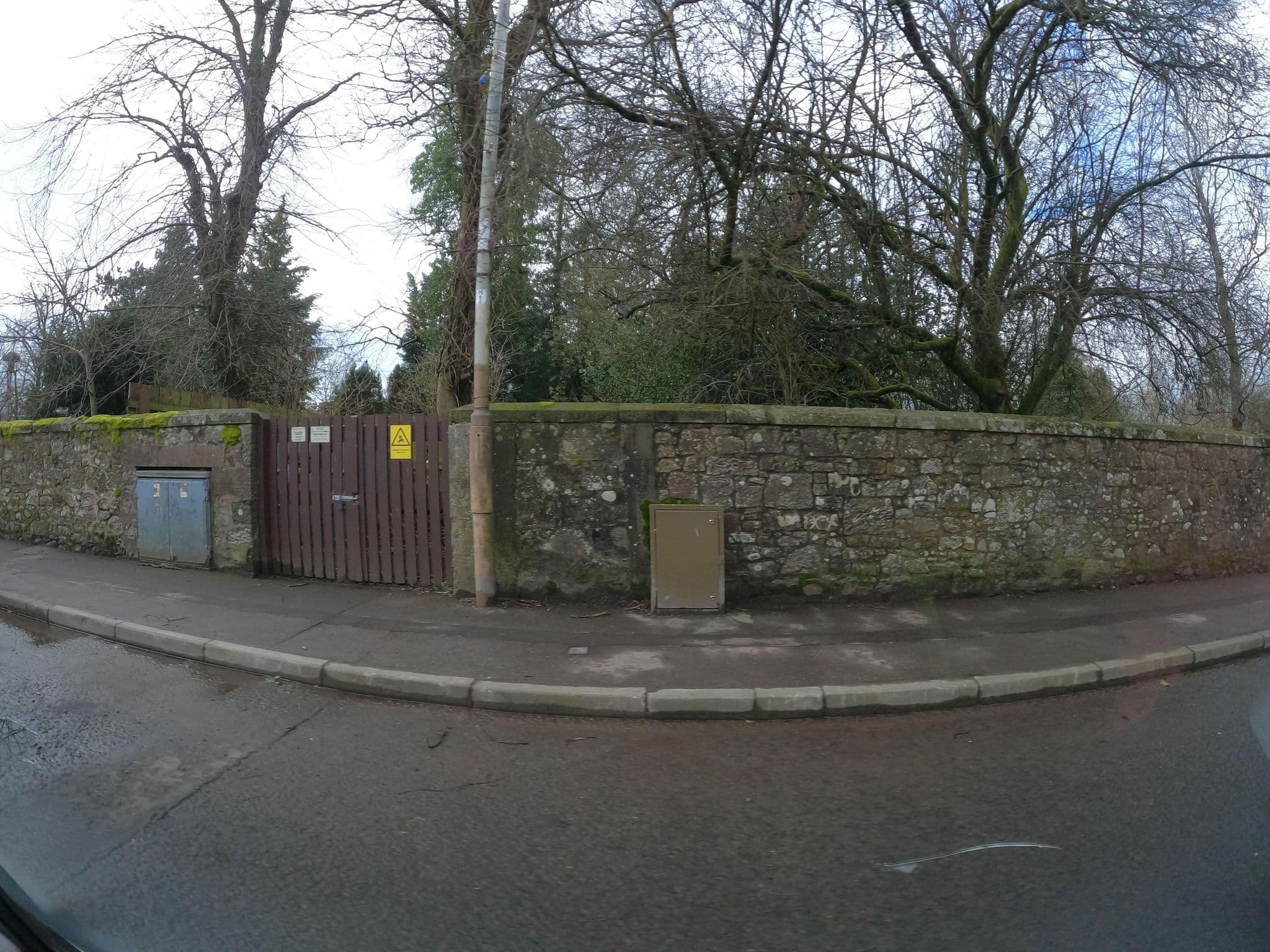 Street view near The Green Hotel Golf Courses, Kinross — © hobgoblin (CC BY-SA · Mapillary)