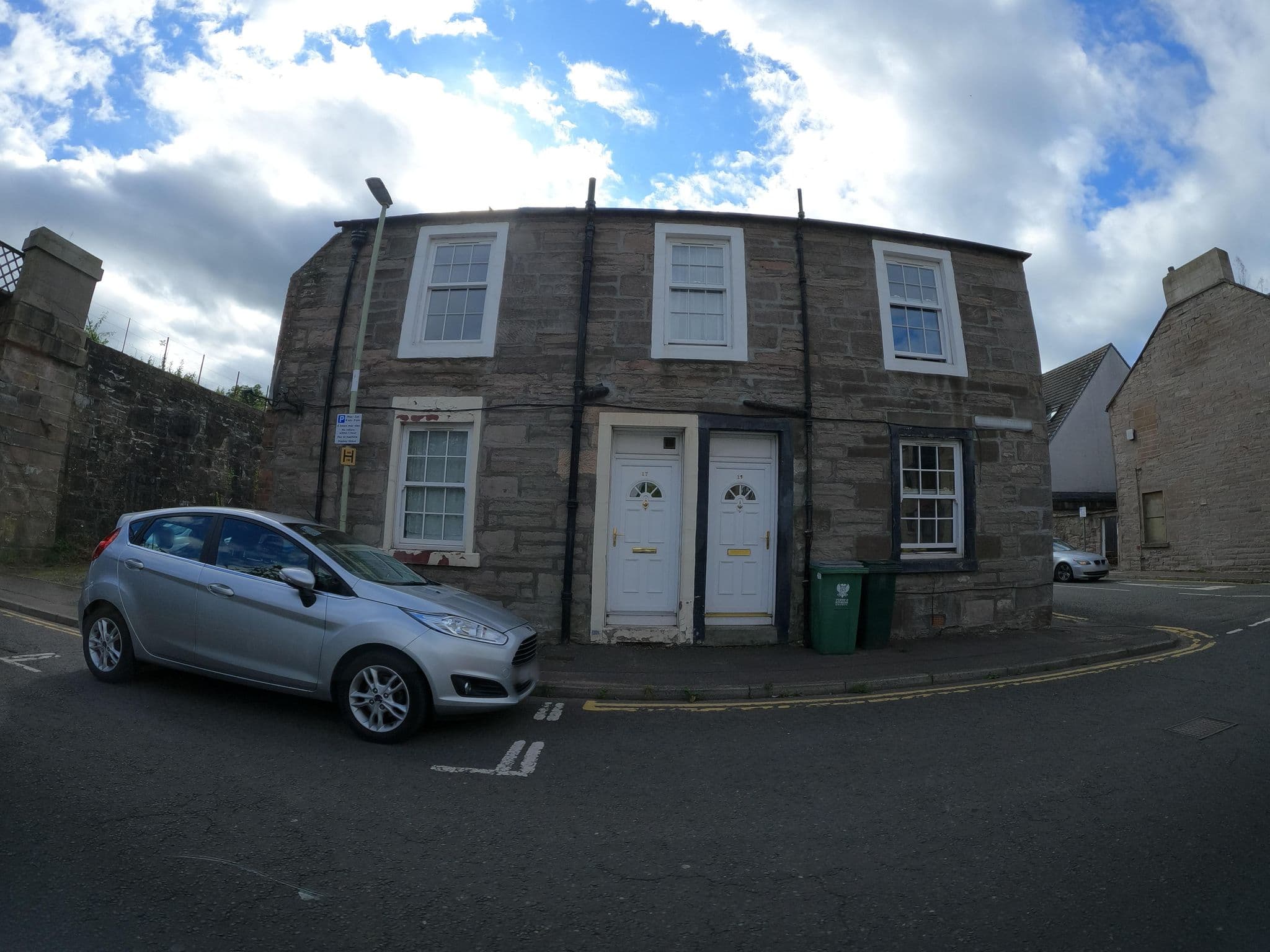 Street view near No.34 Apartment, Perth — © hobgoblin (CC BY-SA · Mapillary)