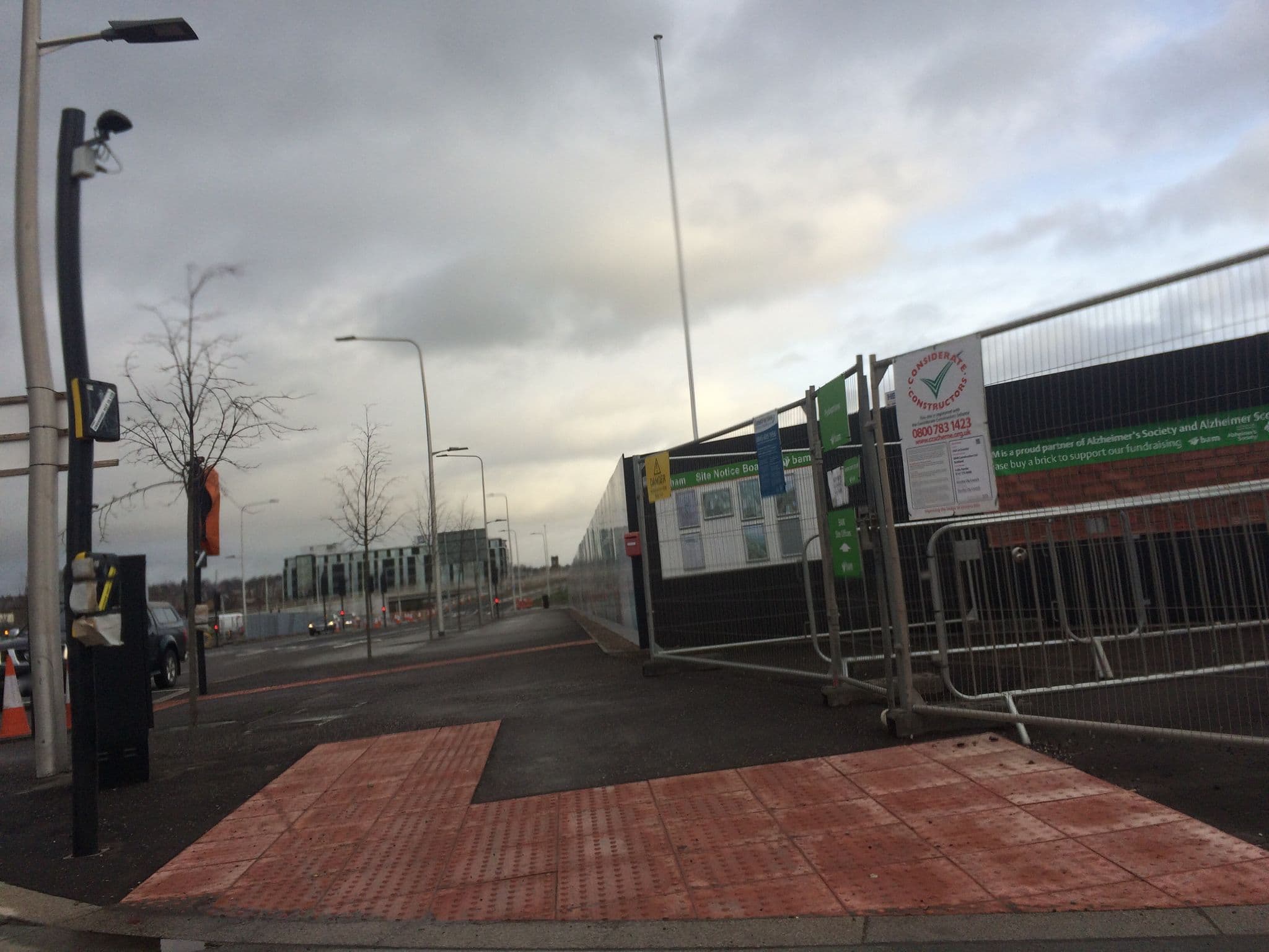 Street view near Hilton Dundee/St Andrews Coast, Dundee — © communitylinks (CC BY-SA · Mapillary)