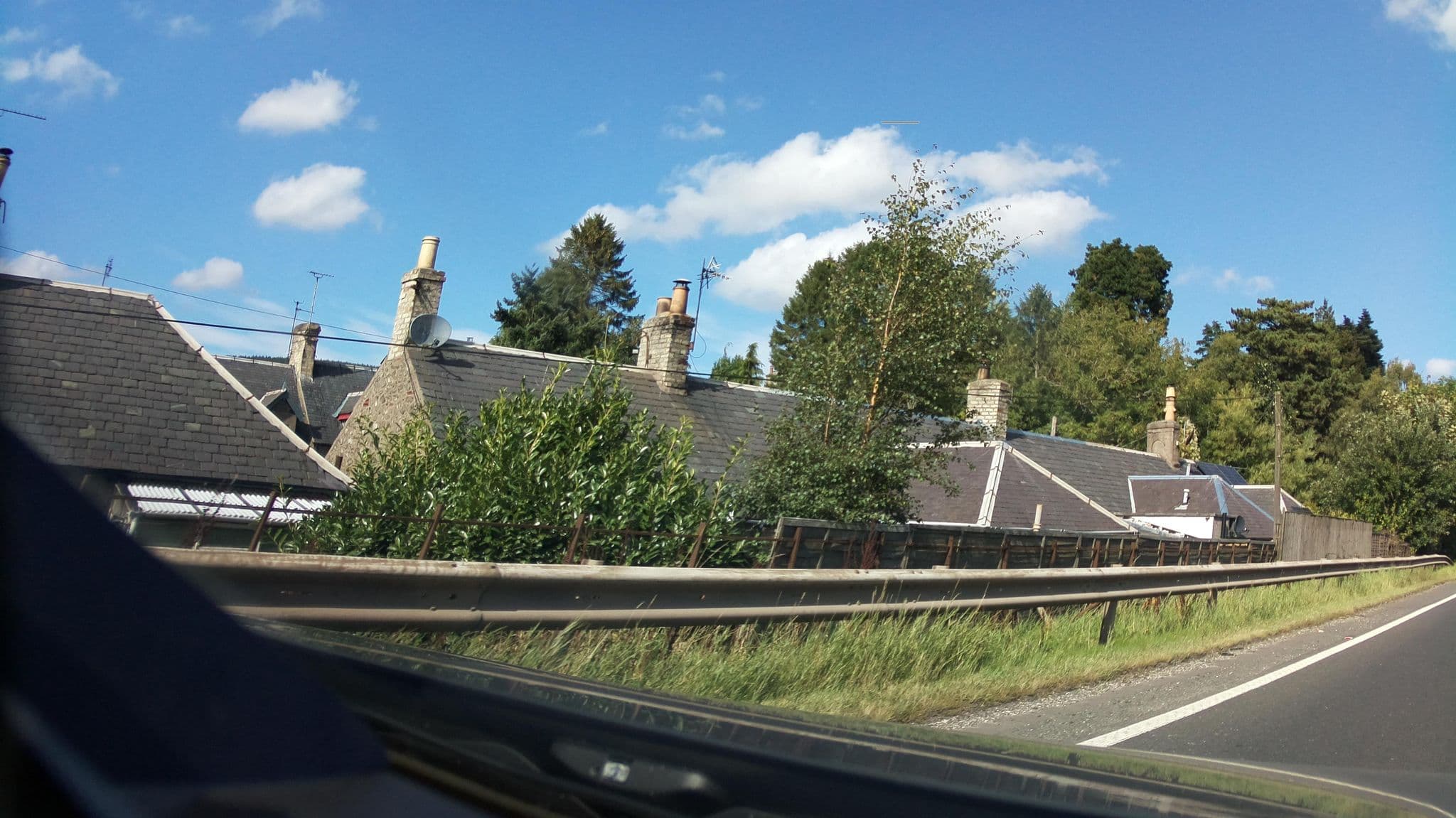 Street view near Newton House Hotel, Newburgh — © southglos (CC BY-SA · Mapillary)