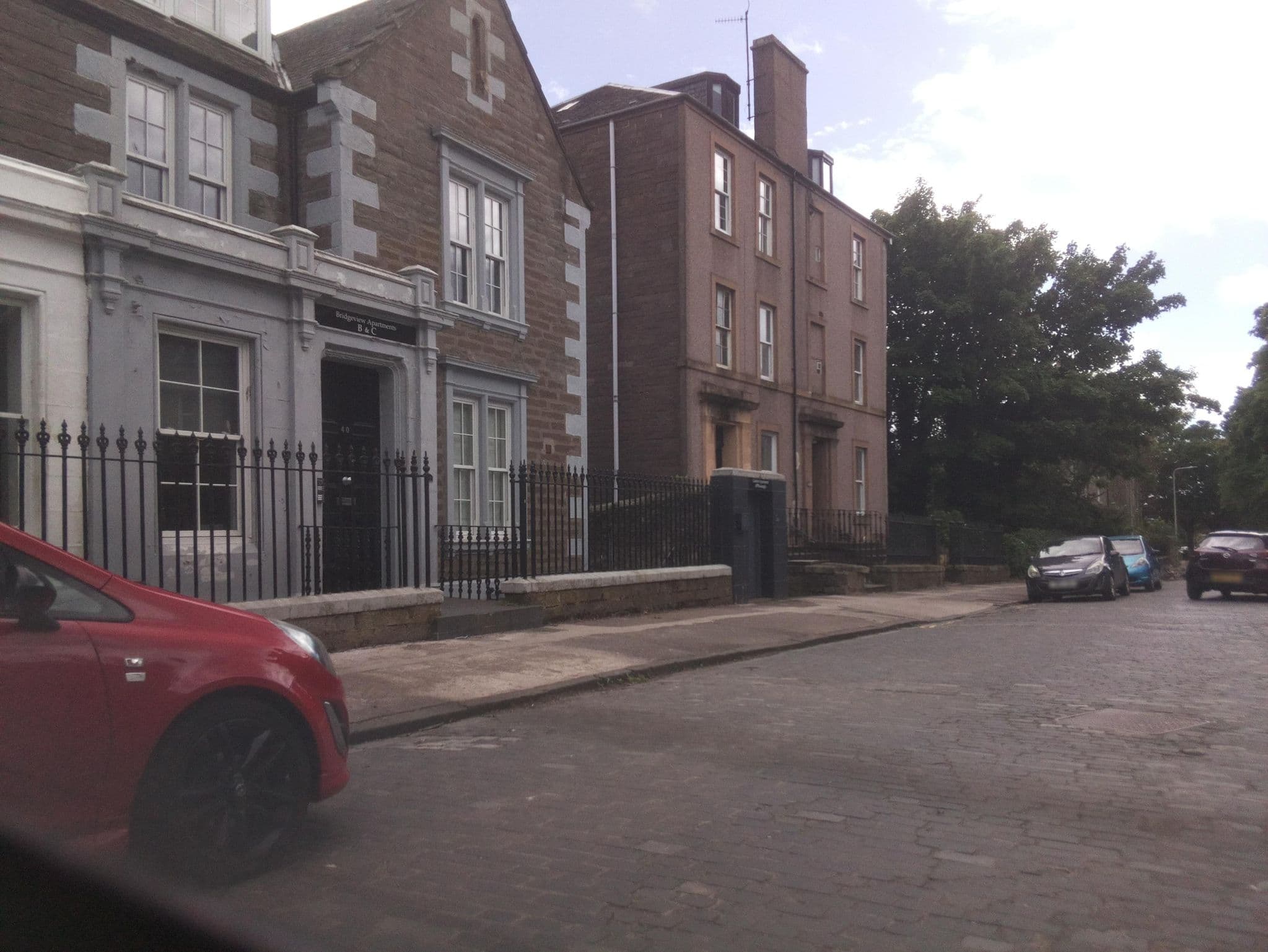Street view near Airlie House Hotel, Dundee — © southglos (CC BY-SA · Mapillary)