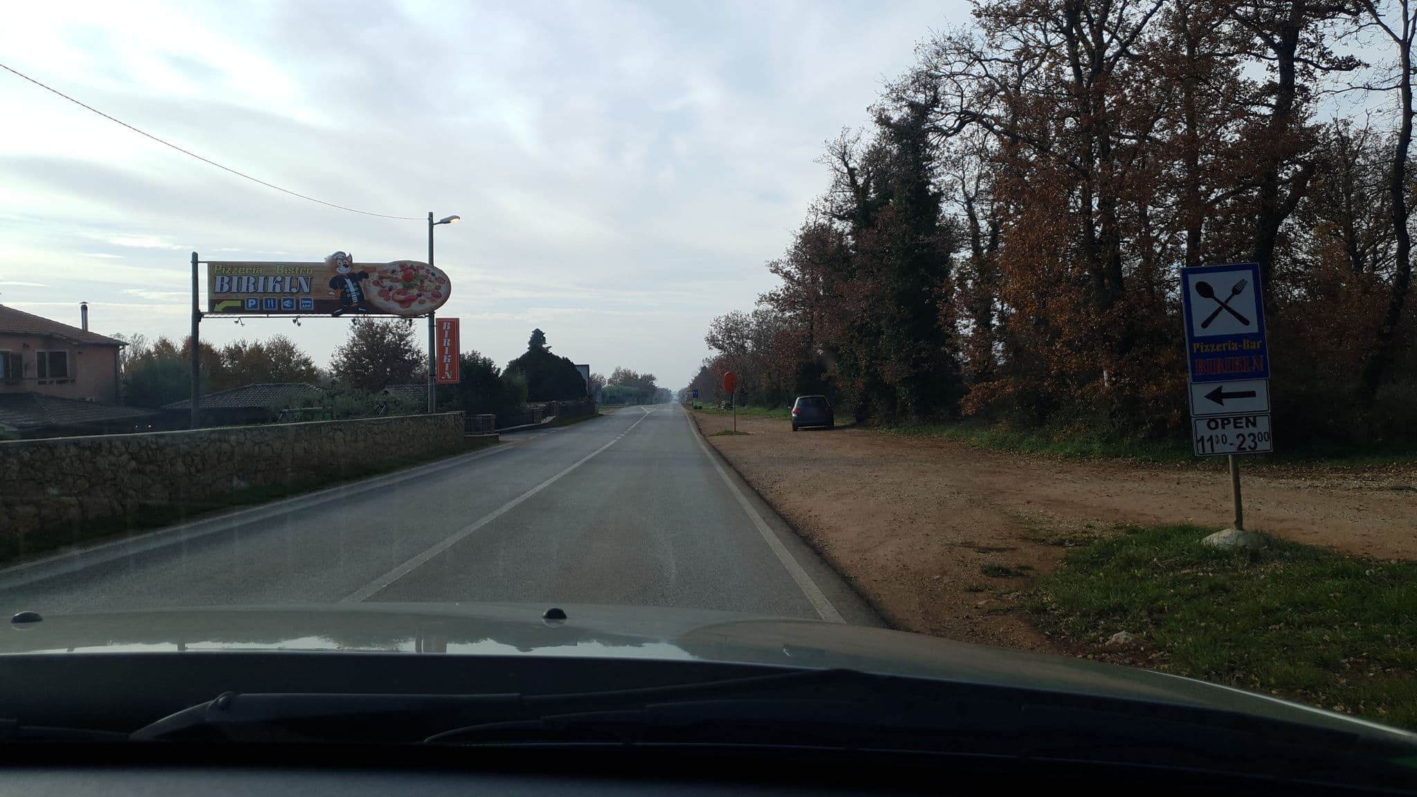 Street view near Villa Birikina, Tar — © akliman (CC BY-SA · Mapillary)