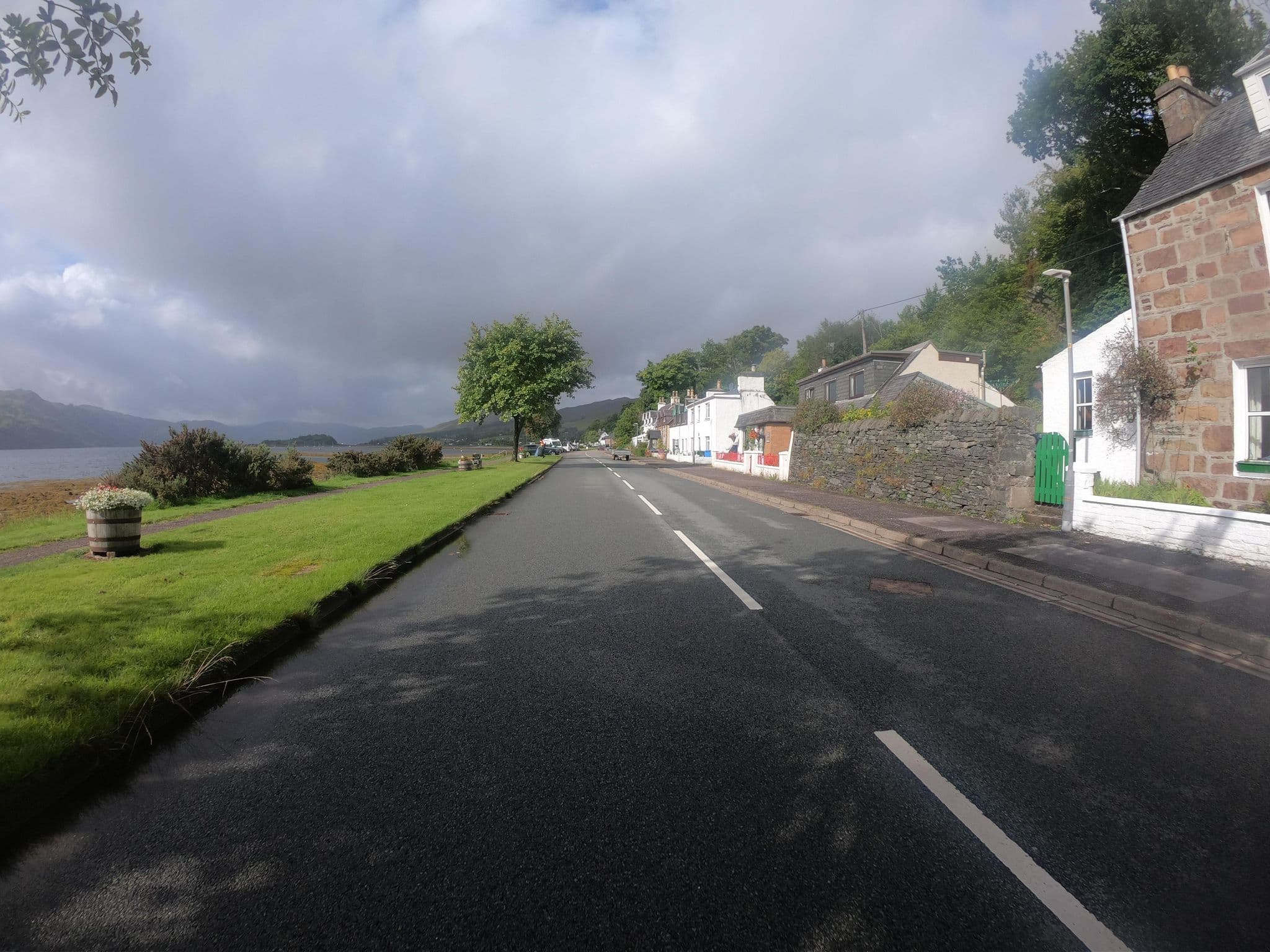 Street view near Castle Cottage B&B, Portree — © joostjakob (CC BY-SA · Mapillary)