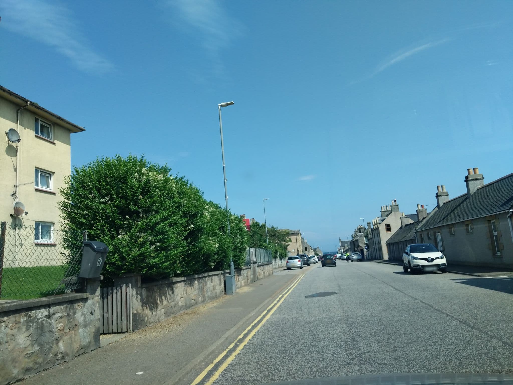 Street view near Apartment 1 - near the beach, Lossiemouth — © ccbb7766 (CC BY-SA · Mapillary)