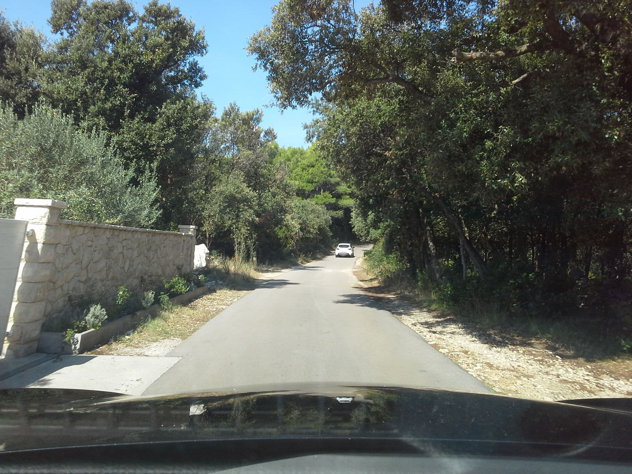 Street view near Villa Kalifront, Kampor — © klypern (CC BY-SA · Mapillary)