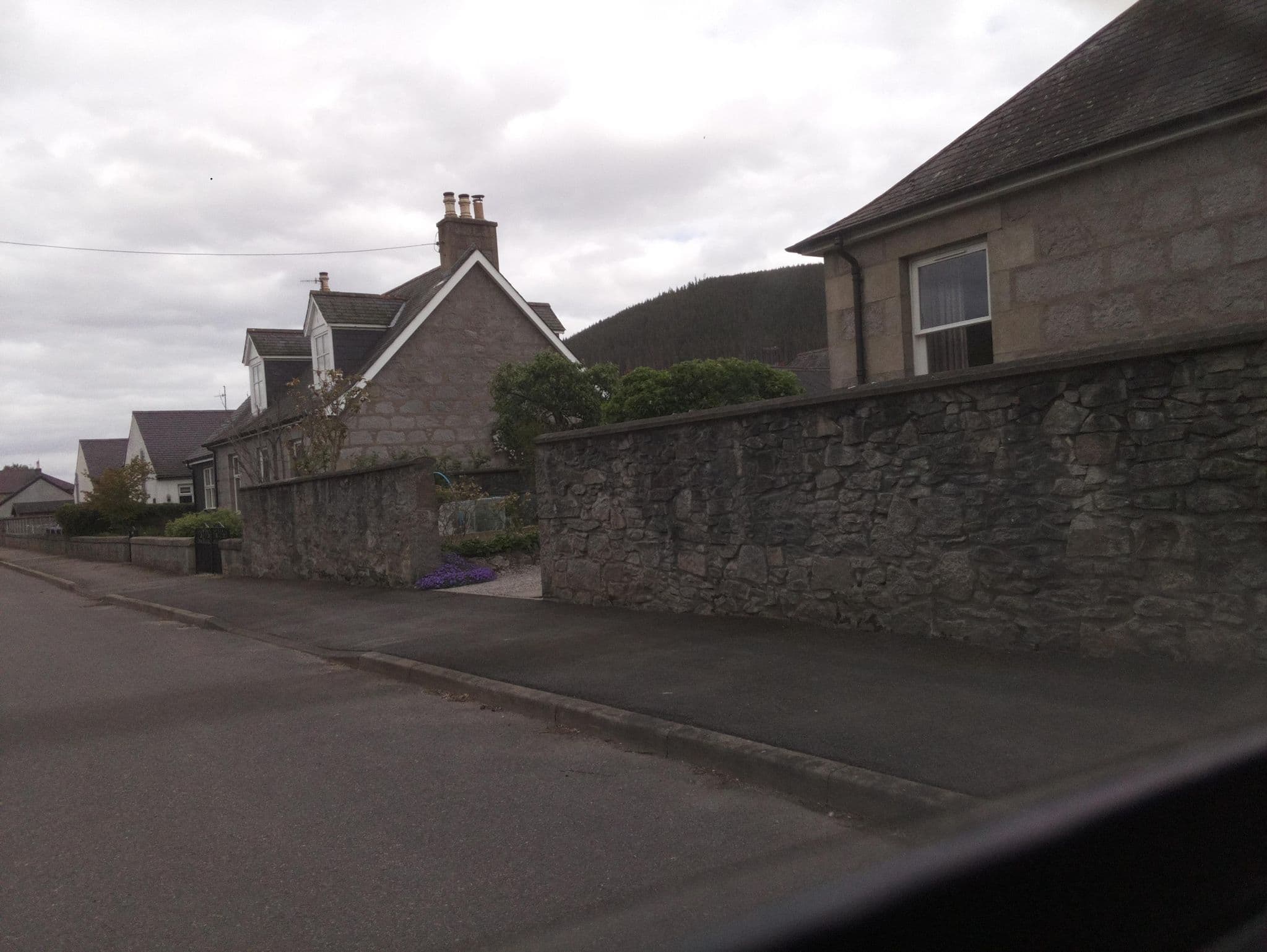 Street view near East Bank Bed & Breakfast Ballater, Ballater — © southglos (CC BY-SA · Mapillary)