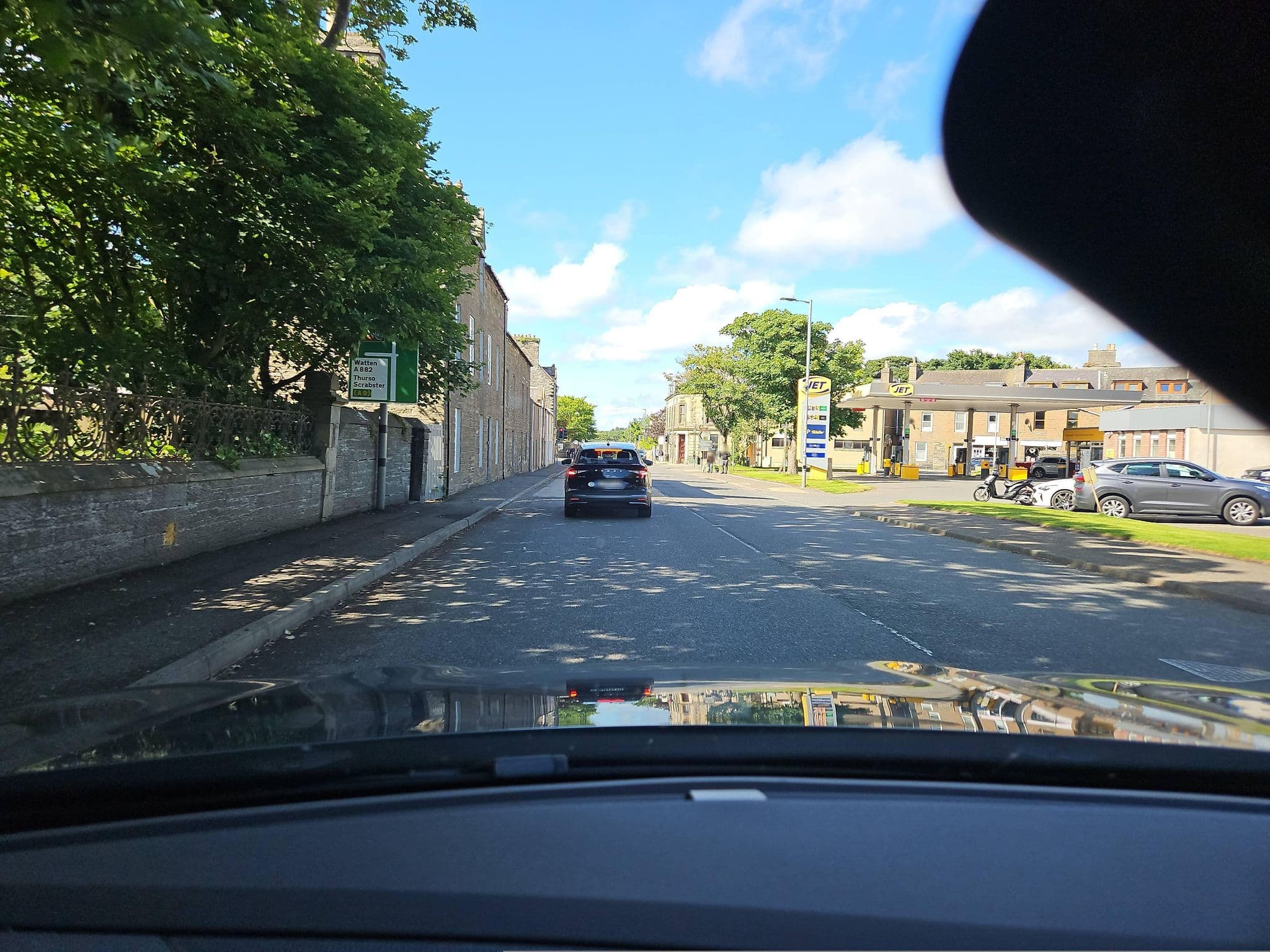 Street view near Queens Hotel, Wick — © toho (CC BY-SA · Mapillary)