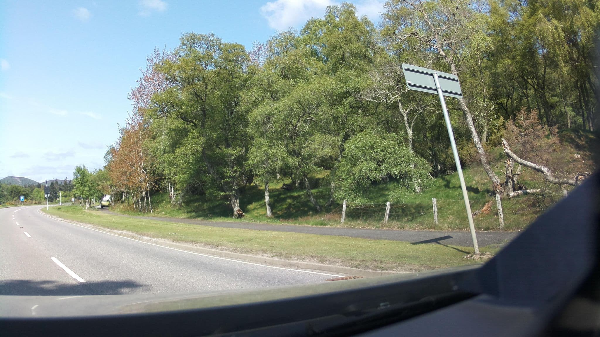 Street view near Inver Hotel, Ballater — © southglos (CC BY-SA · Mapillary)