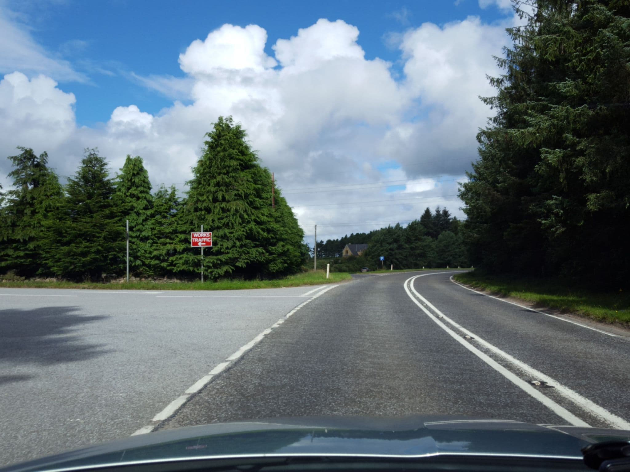 Street view near Beautiful Holiday Homes, Lhanbryde — © hobgoblin (CC BY-SA · Mapillary)
