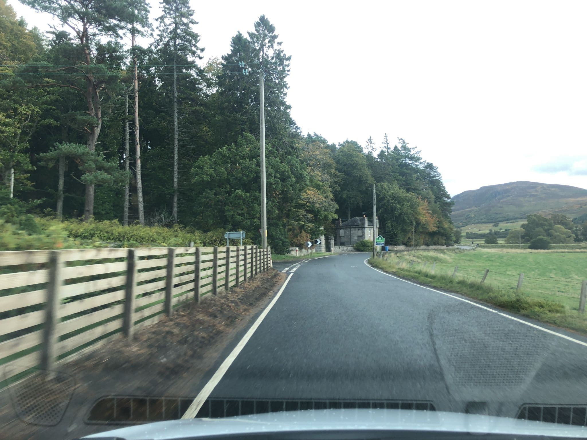 Street view near Cairngorm Country Cottage, Newtonmore — © drnoble (CC BY-SA · Mapillary)