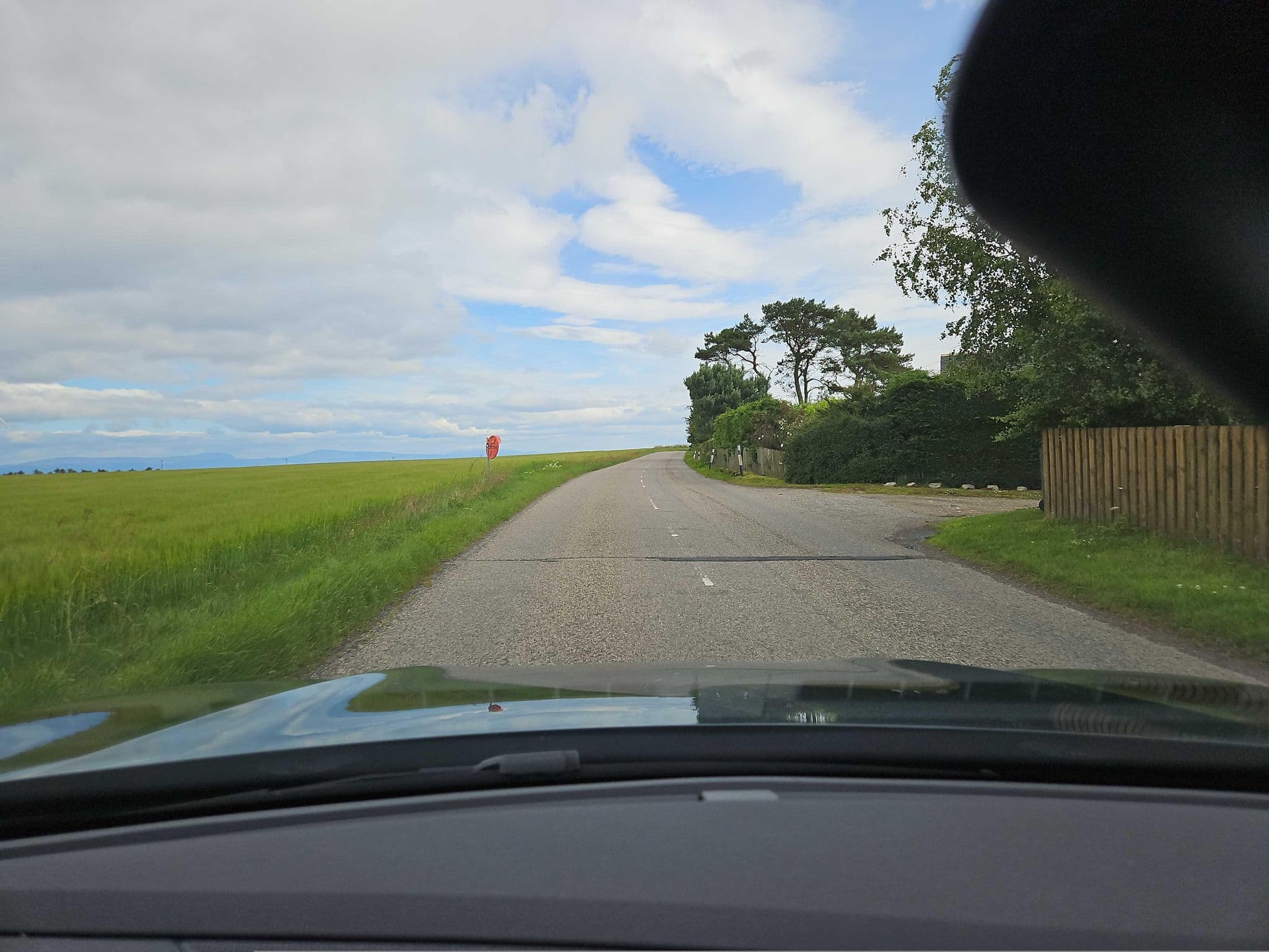 Street view near Pinewoods Traditional Shepherds Hut, Balintore — © toho (CC BY-SA · Mapillary)