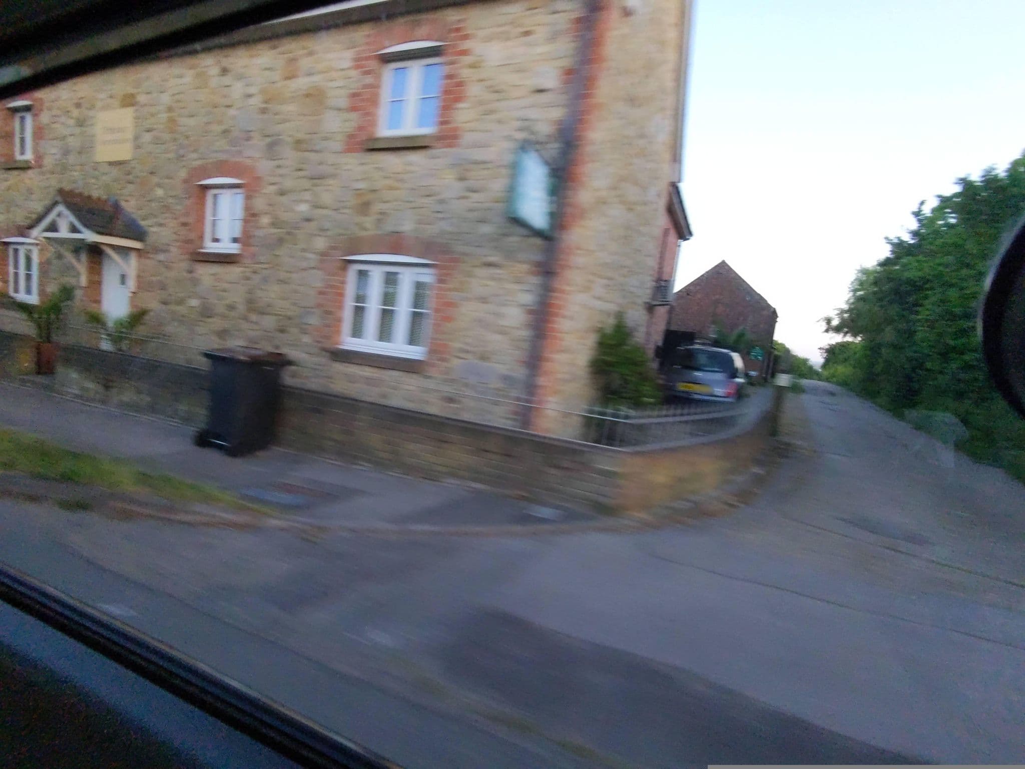 Street view near Tidmoor Cottages, Chickerell — © WaggyDog (CC BY-SA · Mapillary)